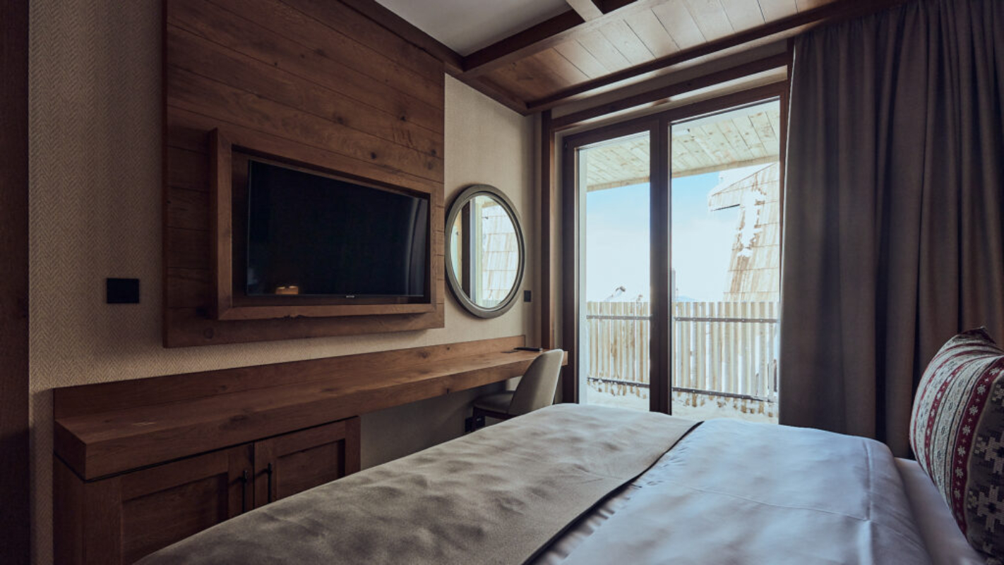 Grey hotel deluxe apartman.jpg