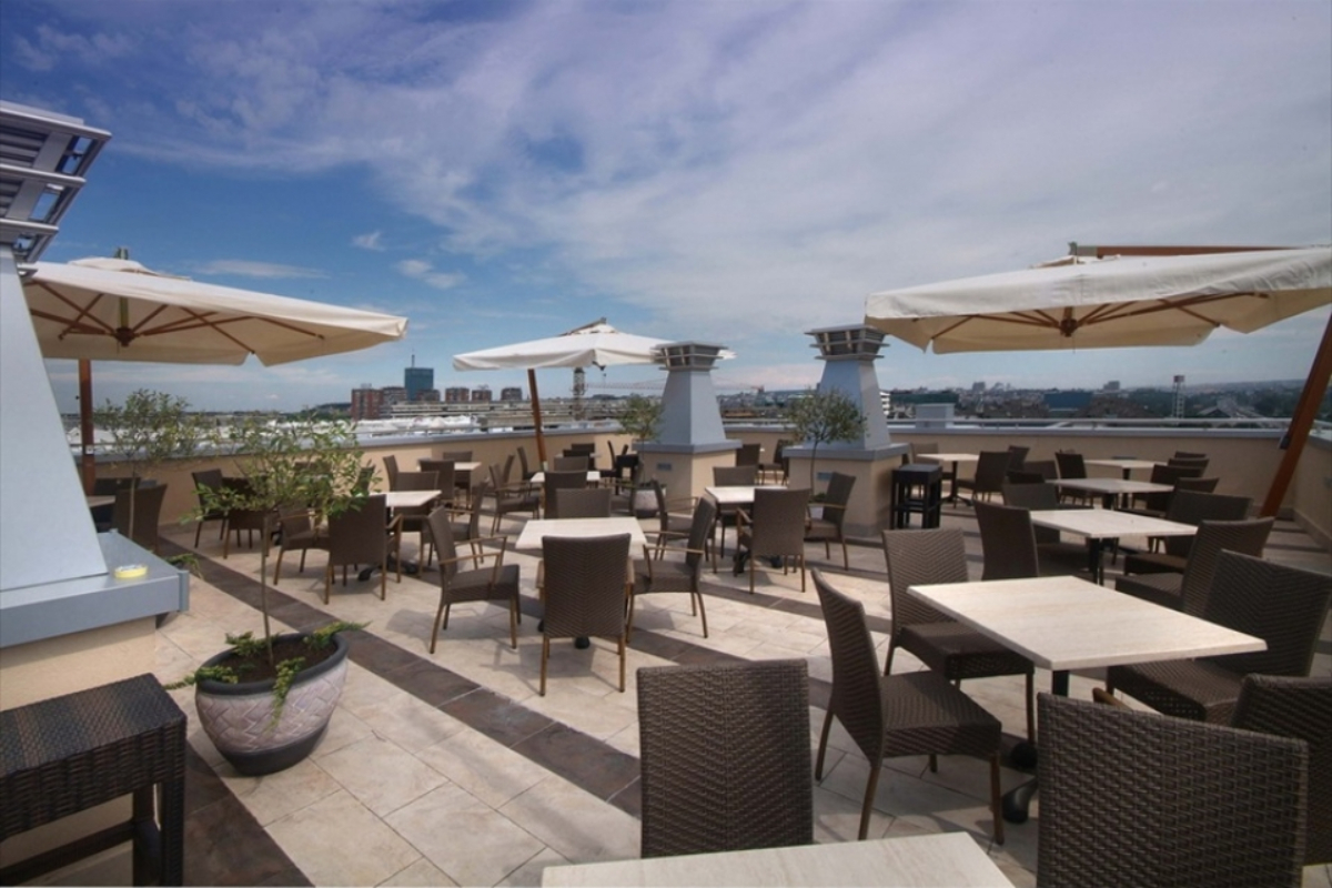 IN hotel Belgrade izgled bara.jpg