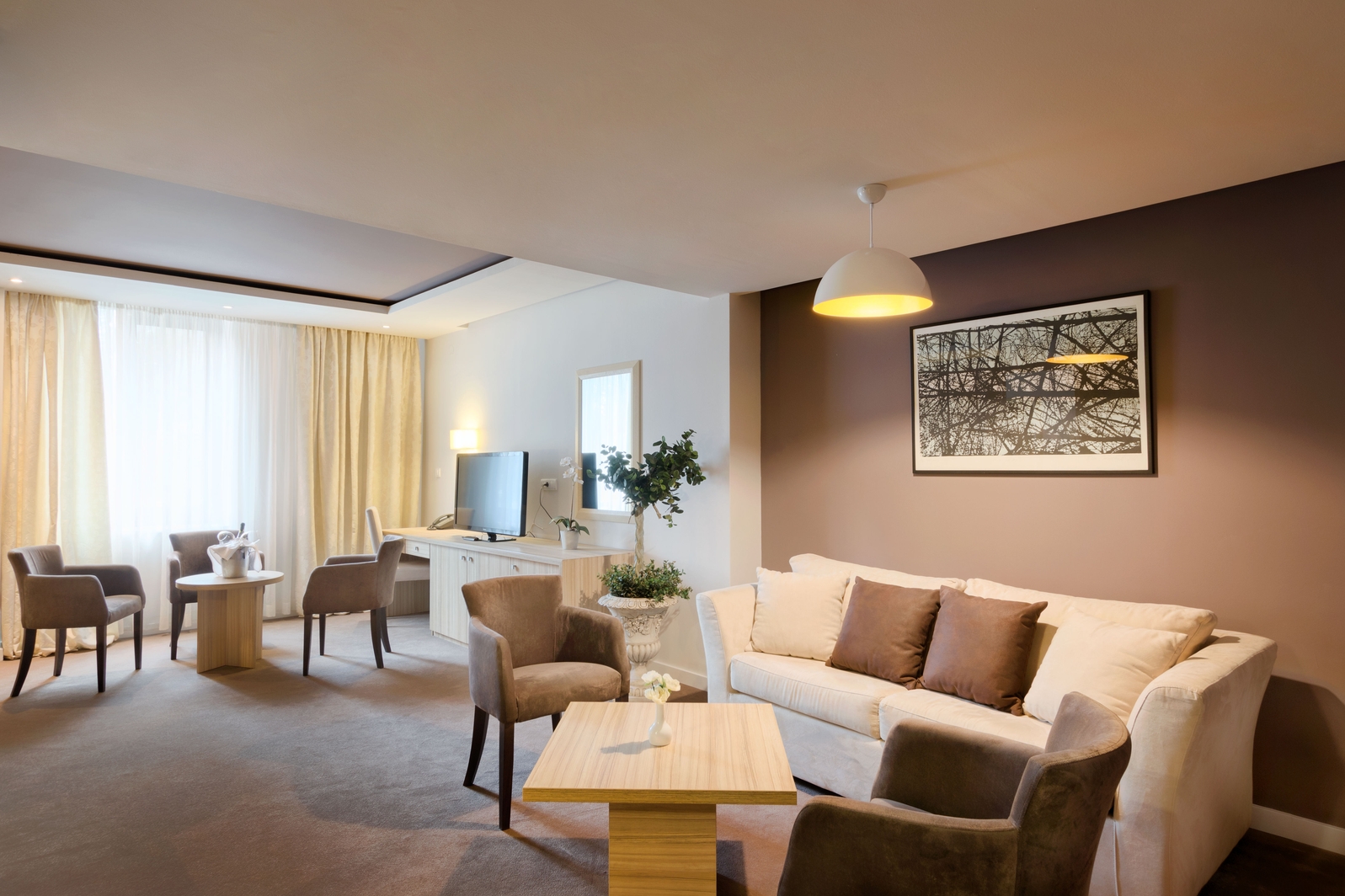 New City Hotel & Restaurant apartman.jpg