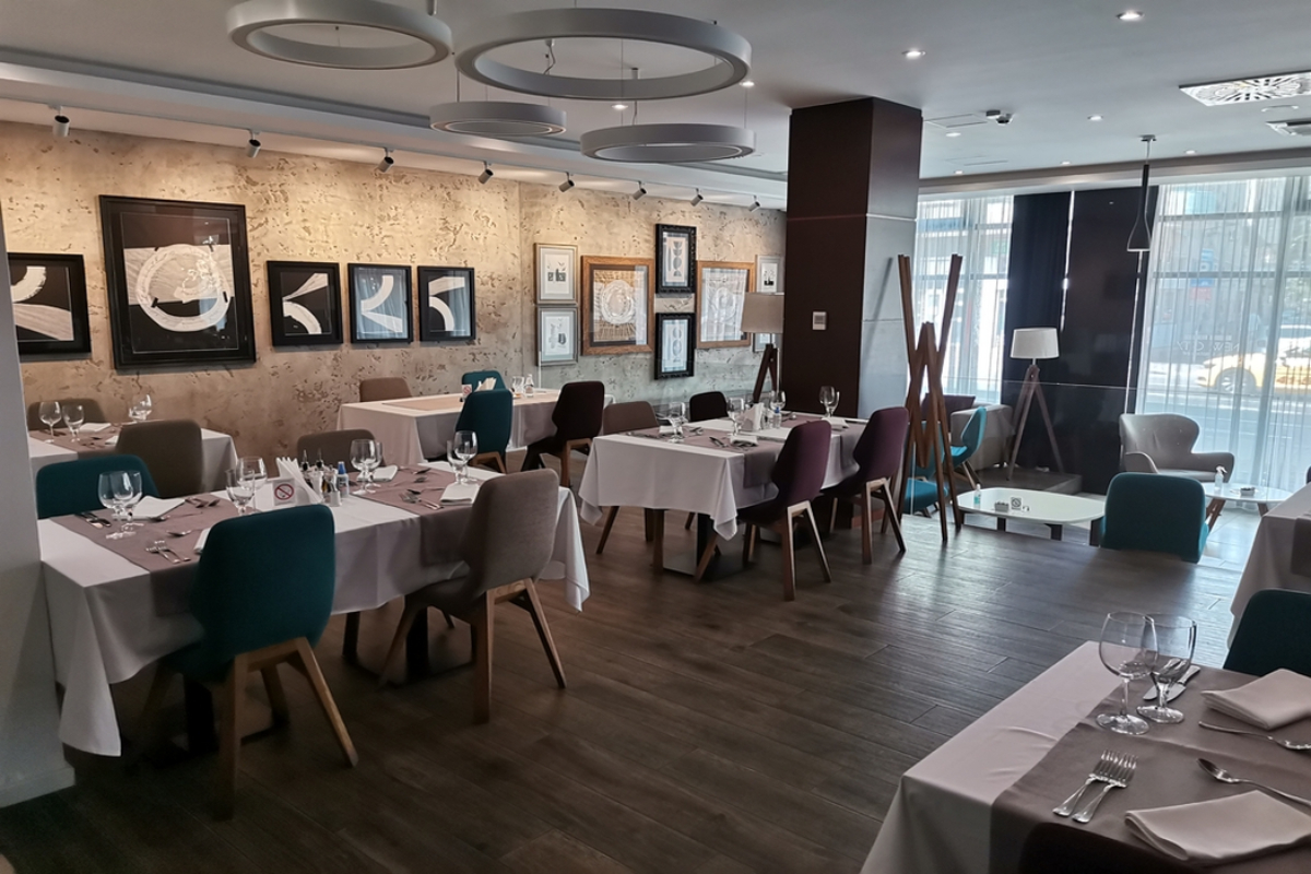 New City Hotel & Restaurant restoran.jpg