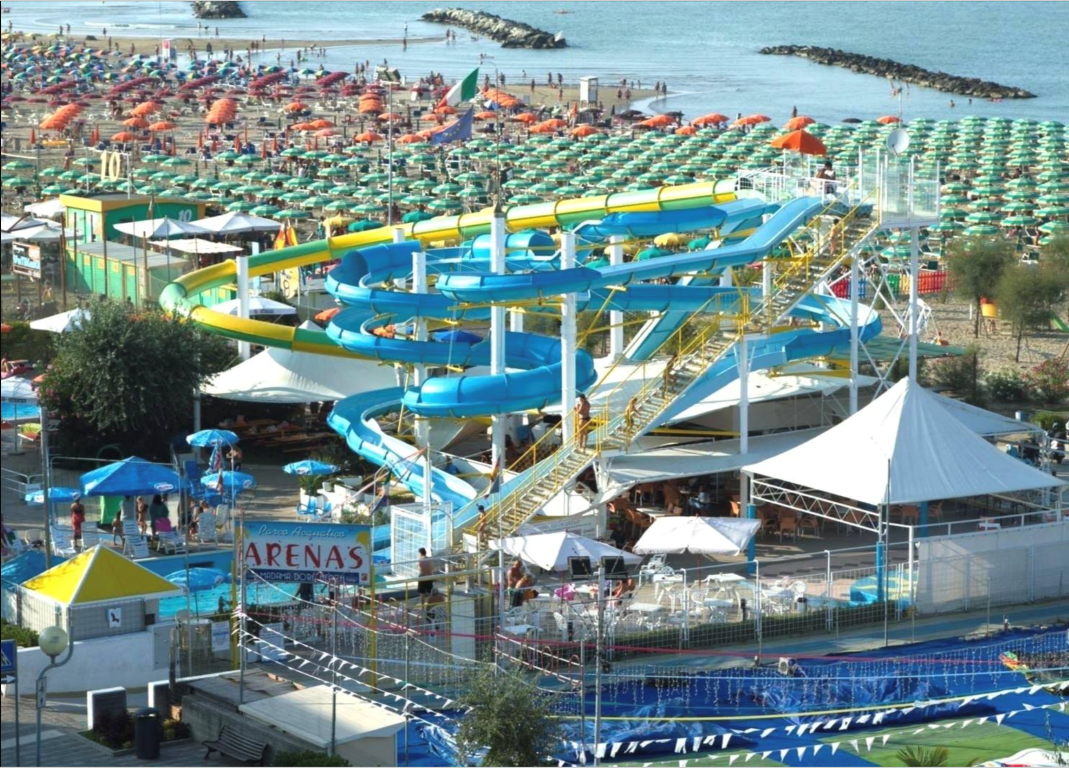 Blumen Hotel-Aquapark.png