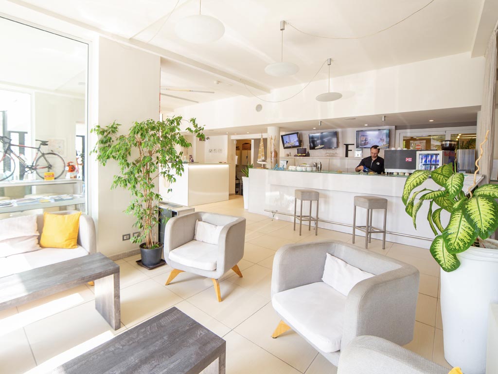 Ferretti Beach Hotel-Recepcija.jpg