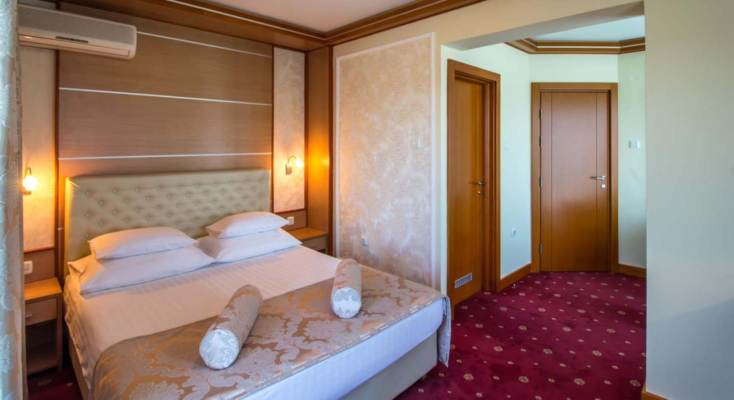 Cezar hotel superior soba.jpg