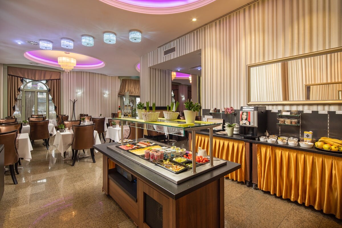 Grand Hotel Glorius restoran.jpg