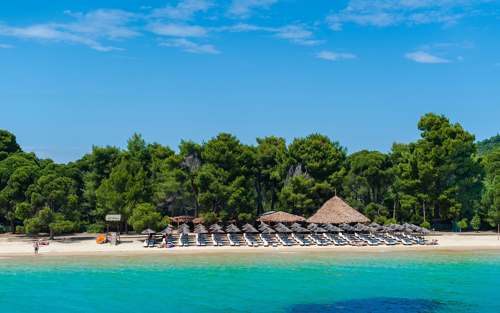 Anamar Skiathos-Plaza.jpg