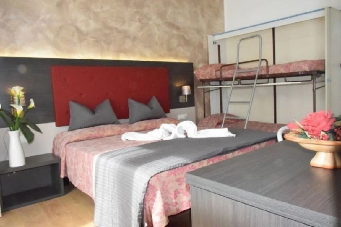 Verdi Hotel-Porodicna soba.jpg
