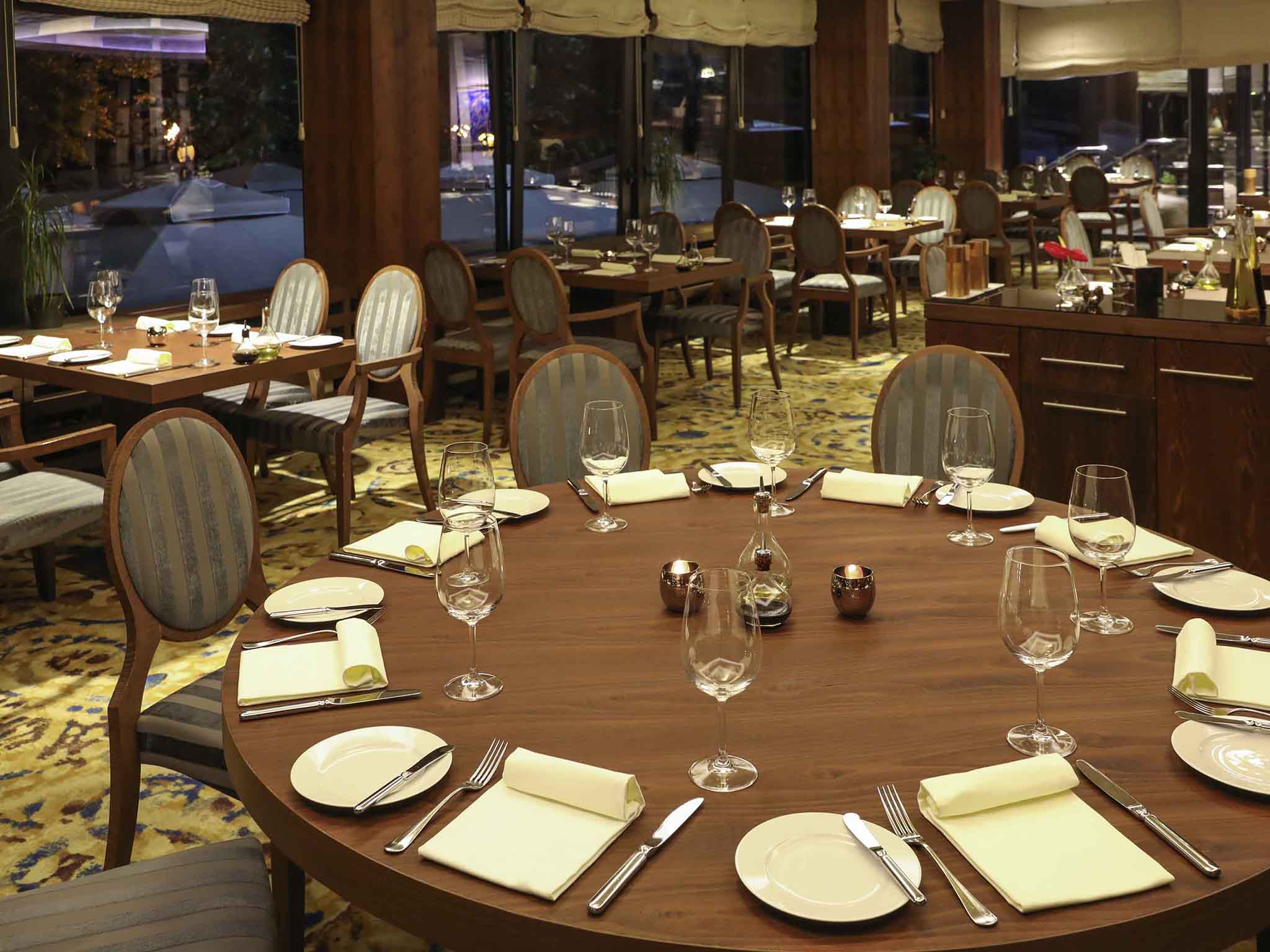 Novotel Sarajevo Bristol restoran.jpg