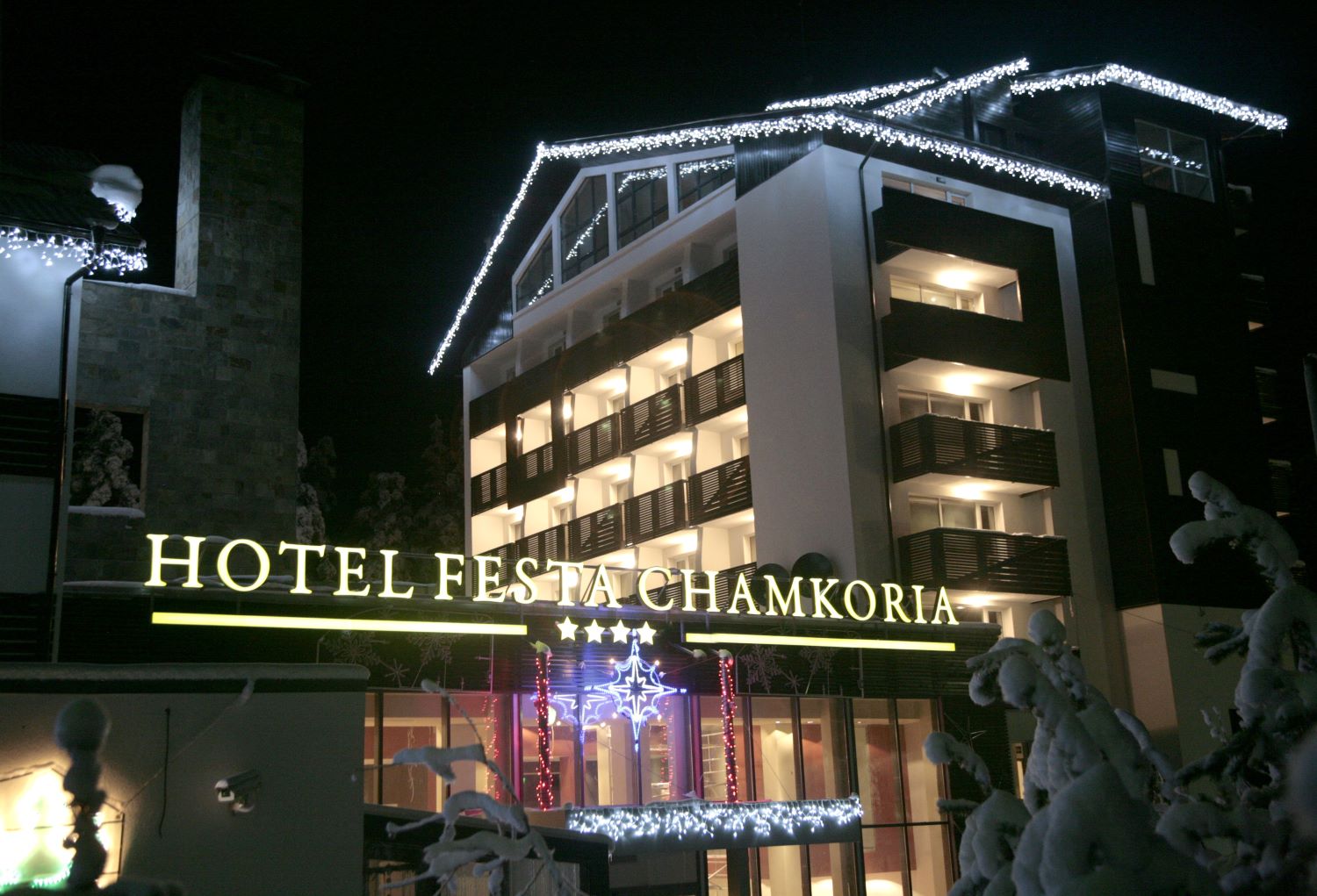 Festa Chamkoria-Zgrada hotela.jpg