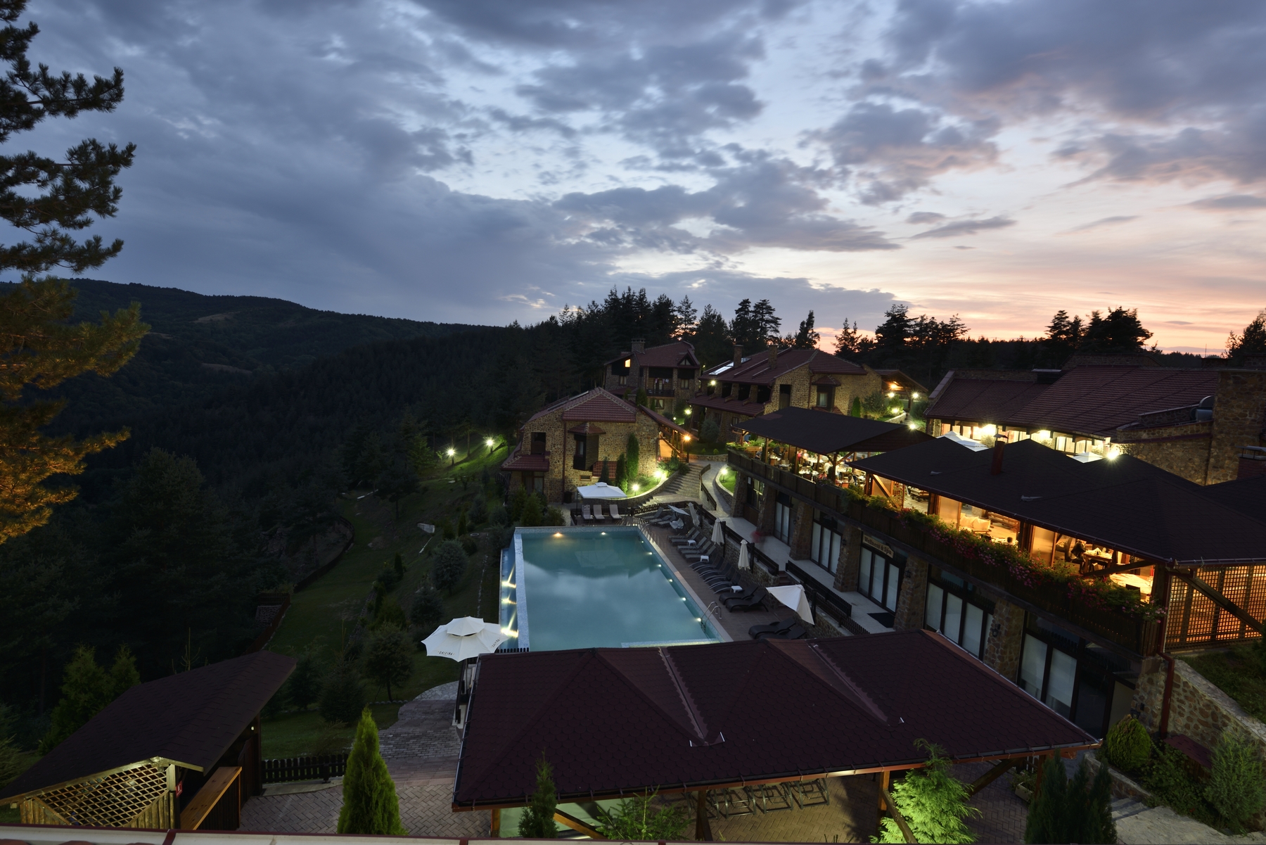 Aurora Resort & Spa kompleks.jpg