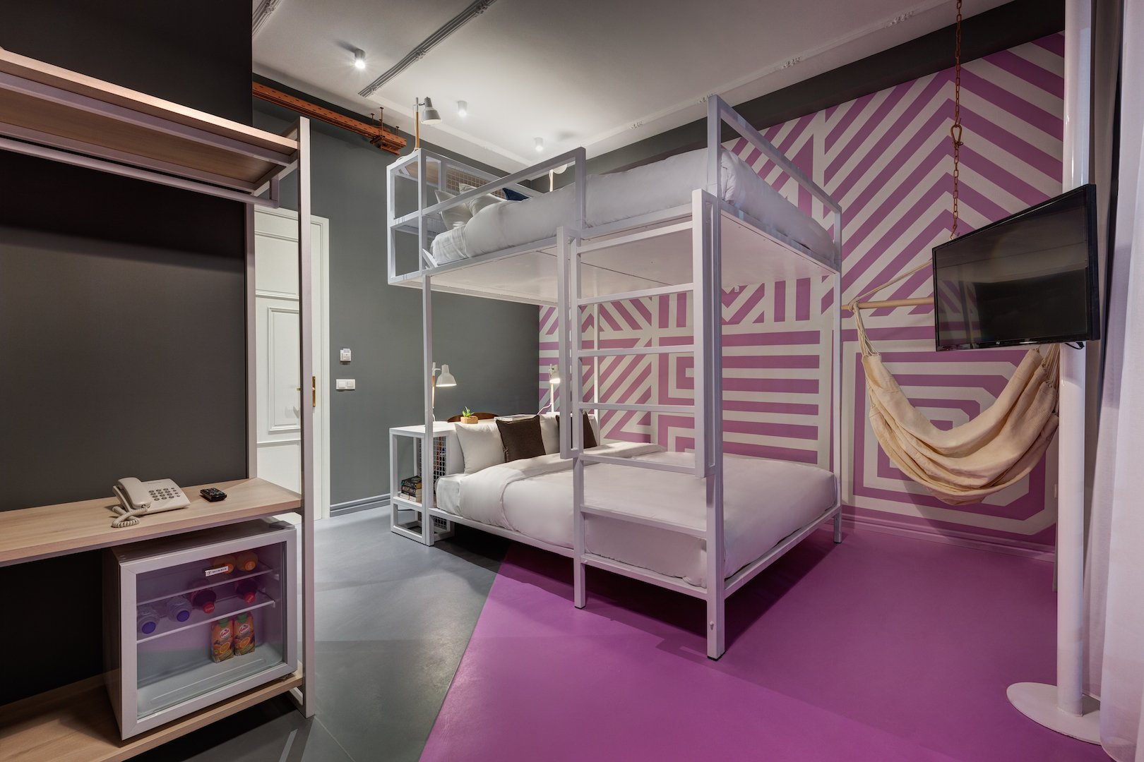 Colors Urban Hotel Thessaloniki-XL Loft soba.jpeg