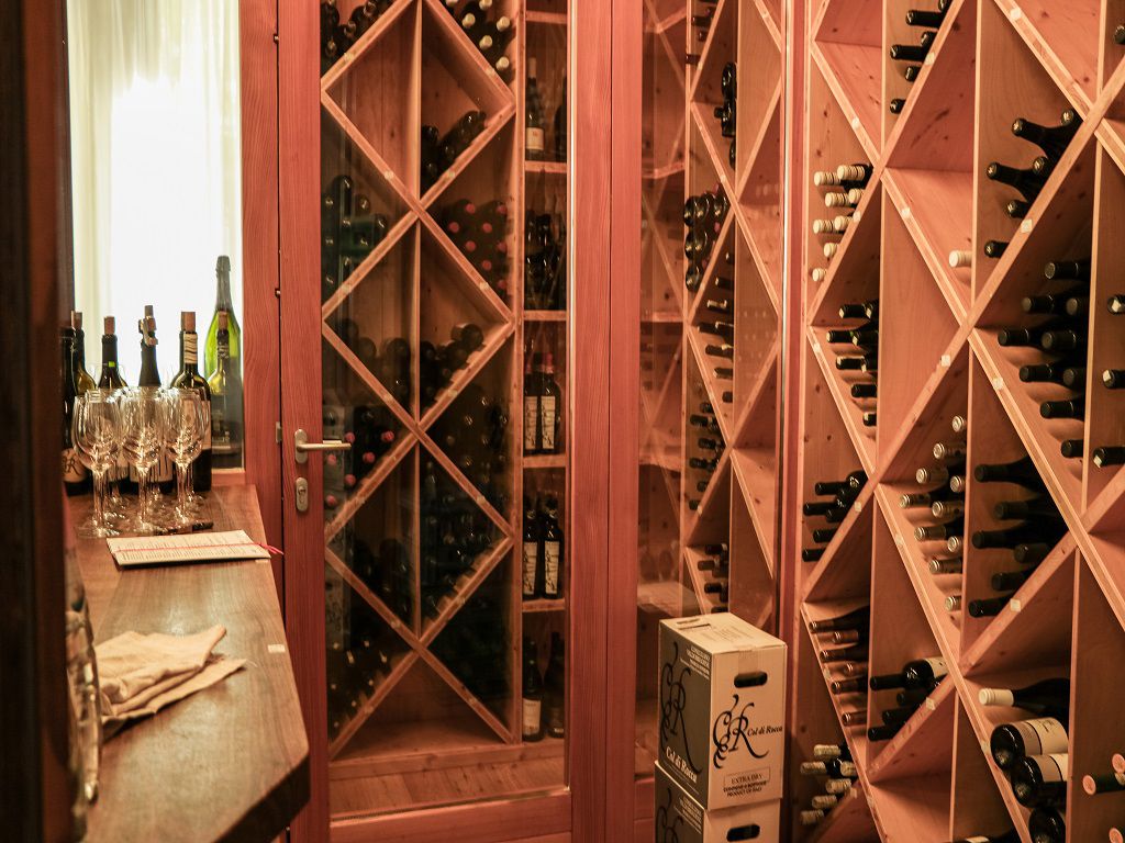 Capitol Hotel-Vinski podrum.jpg
