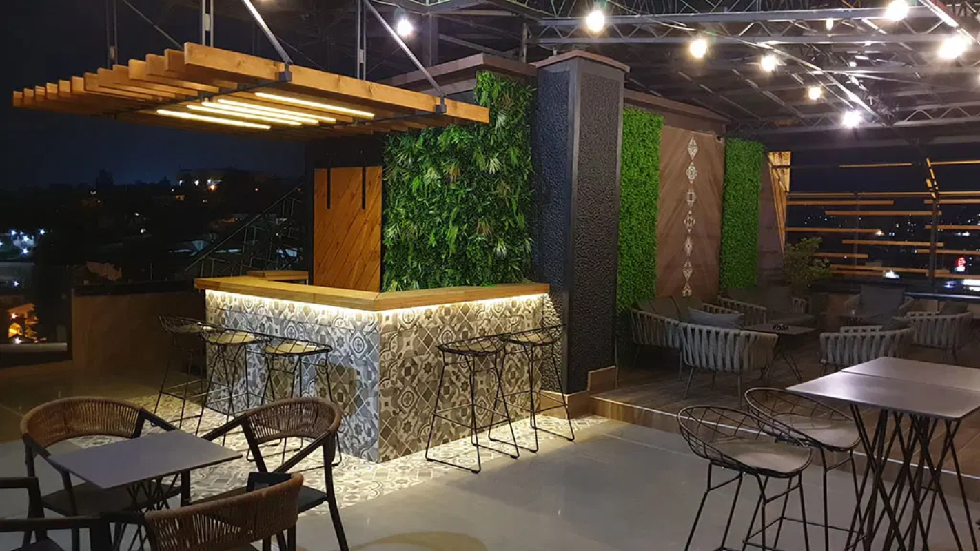 Hotel Arka terasa.jpg