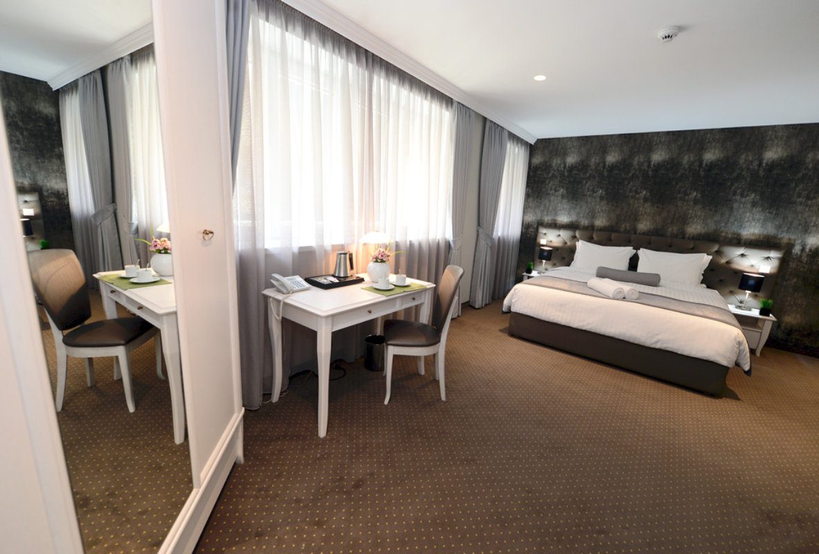 Hotel Alexandar Square junior apartman.jpg