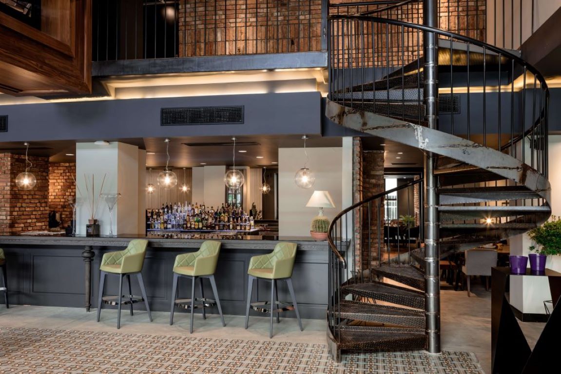 Park Hotel & Spa-Bar.jpg