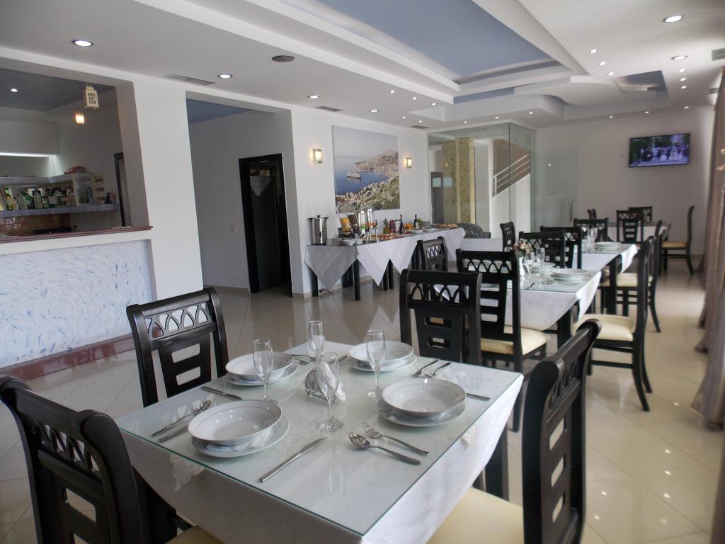 Hotel Oskar-Restoran.jpg