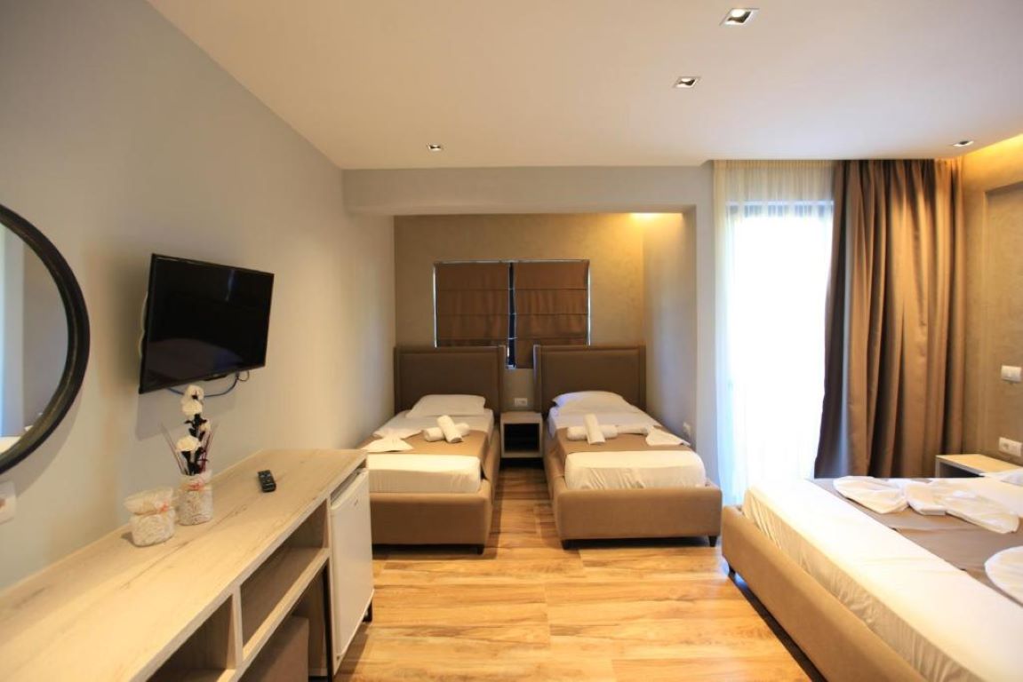 Hotel Citrus-Cetvorokrevetna soba.jpg