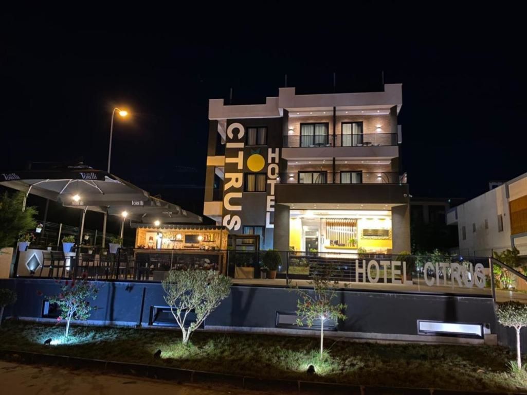 Hotel Citrus-Hotel spolja.jpg