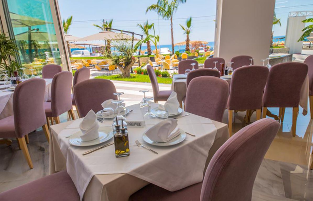 Sole Luna Hotel-Terasa restorana.jpg
