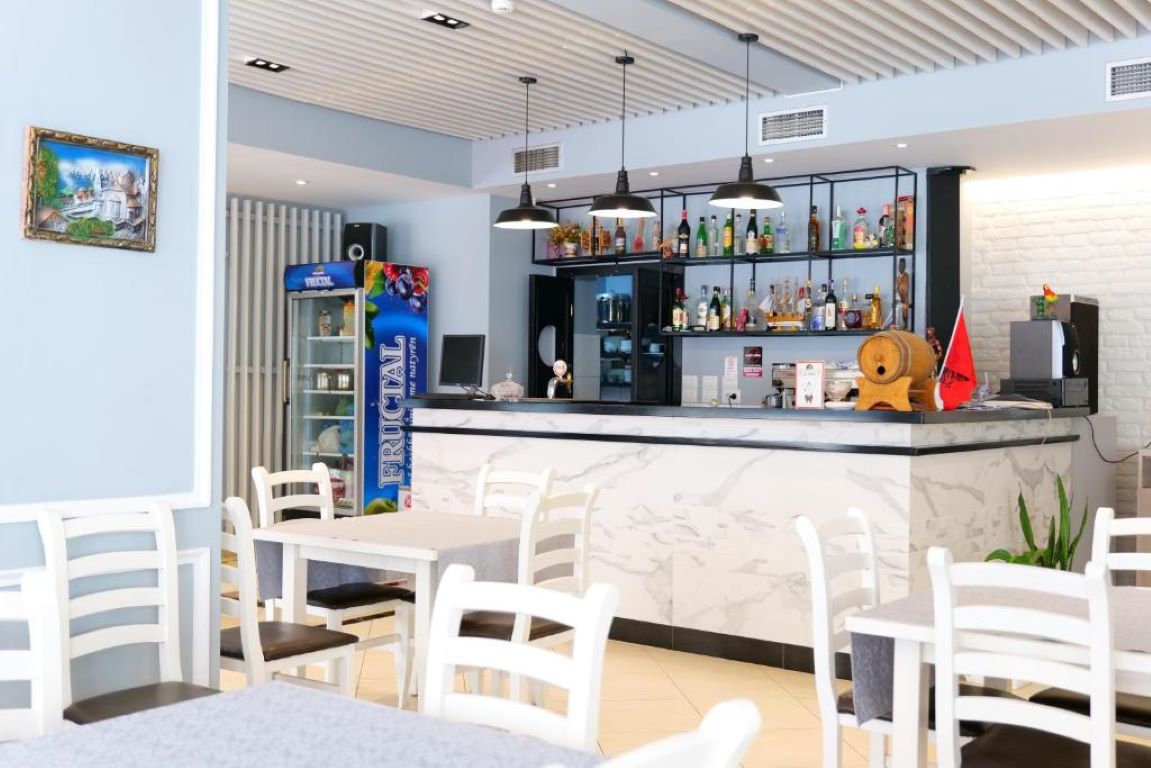 Alpha Hotel-Restoran.jpg