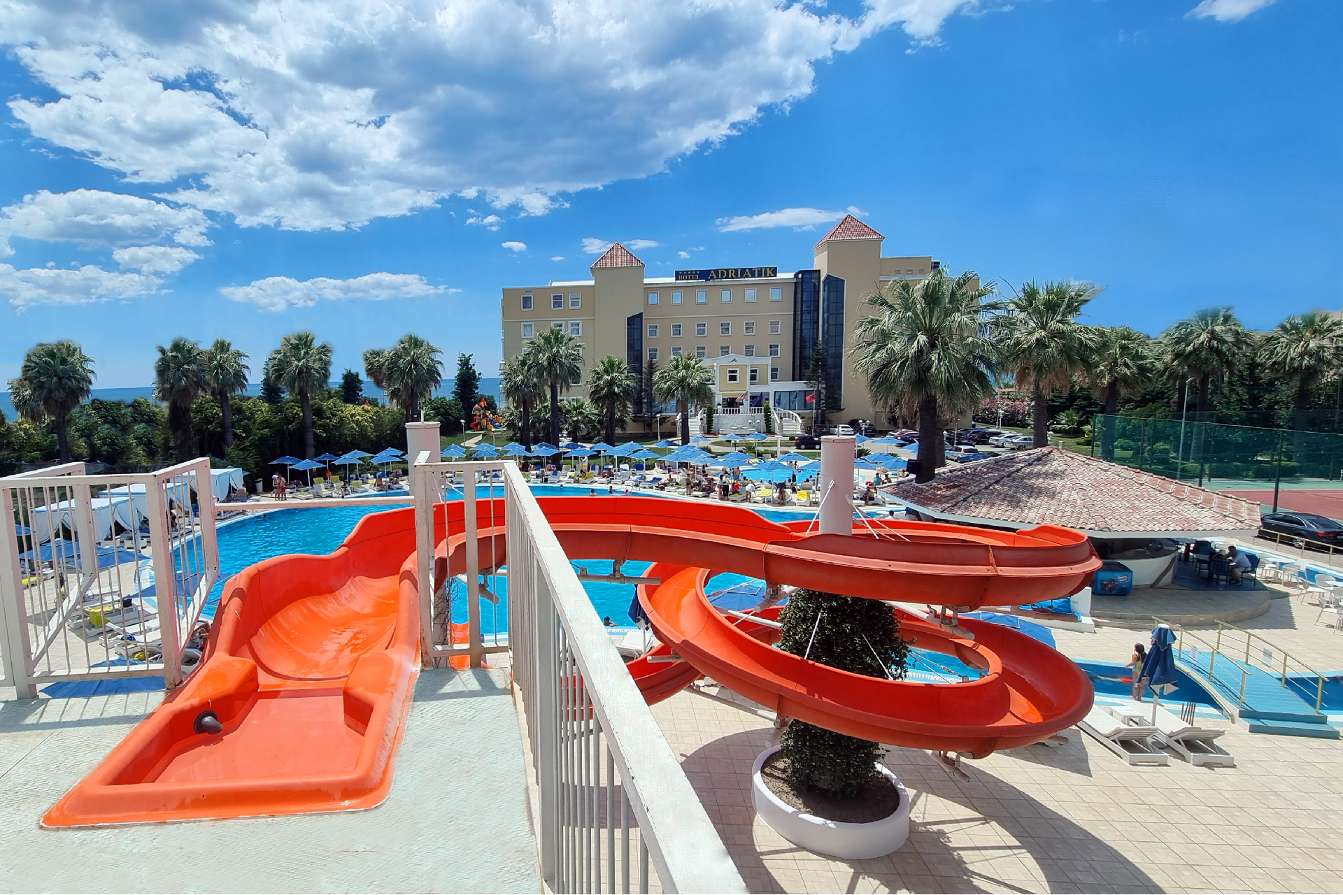 Hotel Adriatik-Kompleks bazena.png