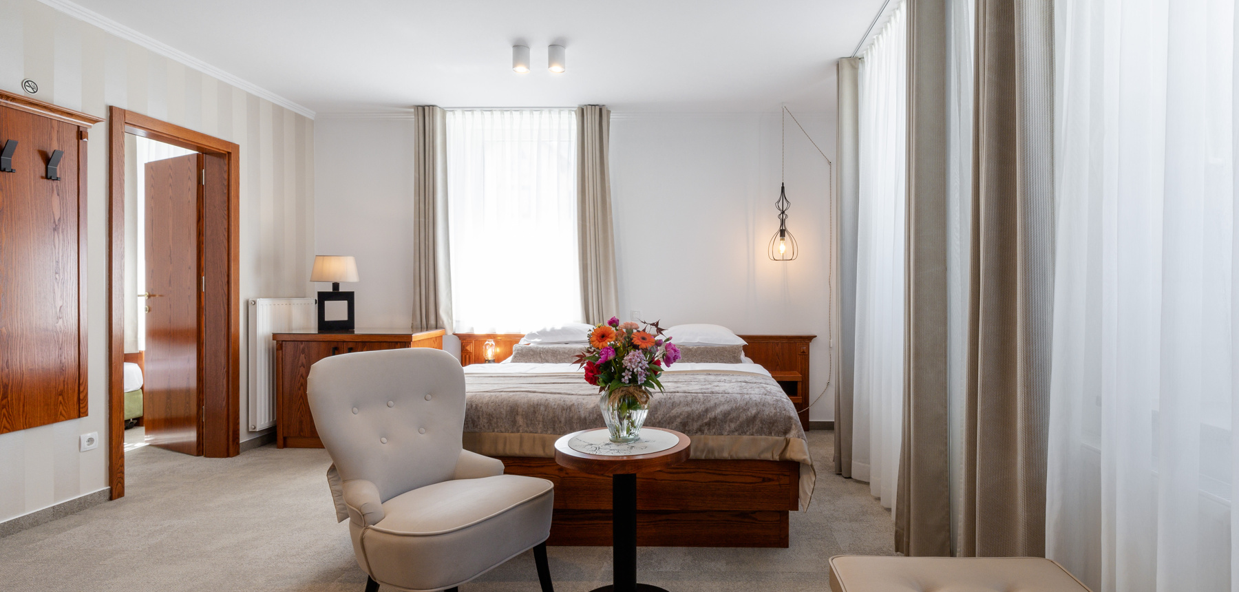Hotel Kotnik trokrevetni apartman.jpg