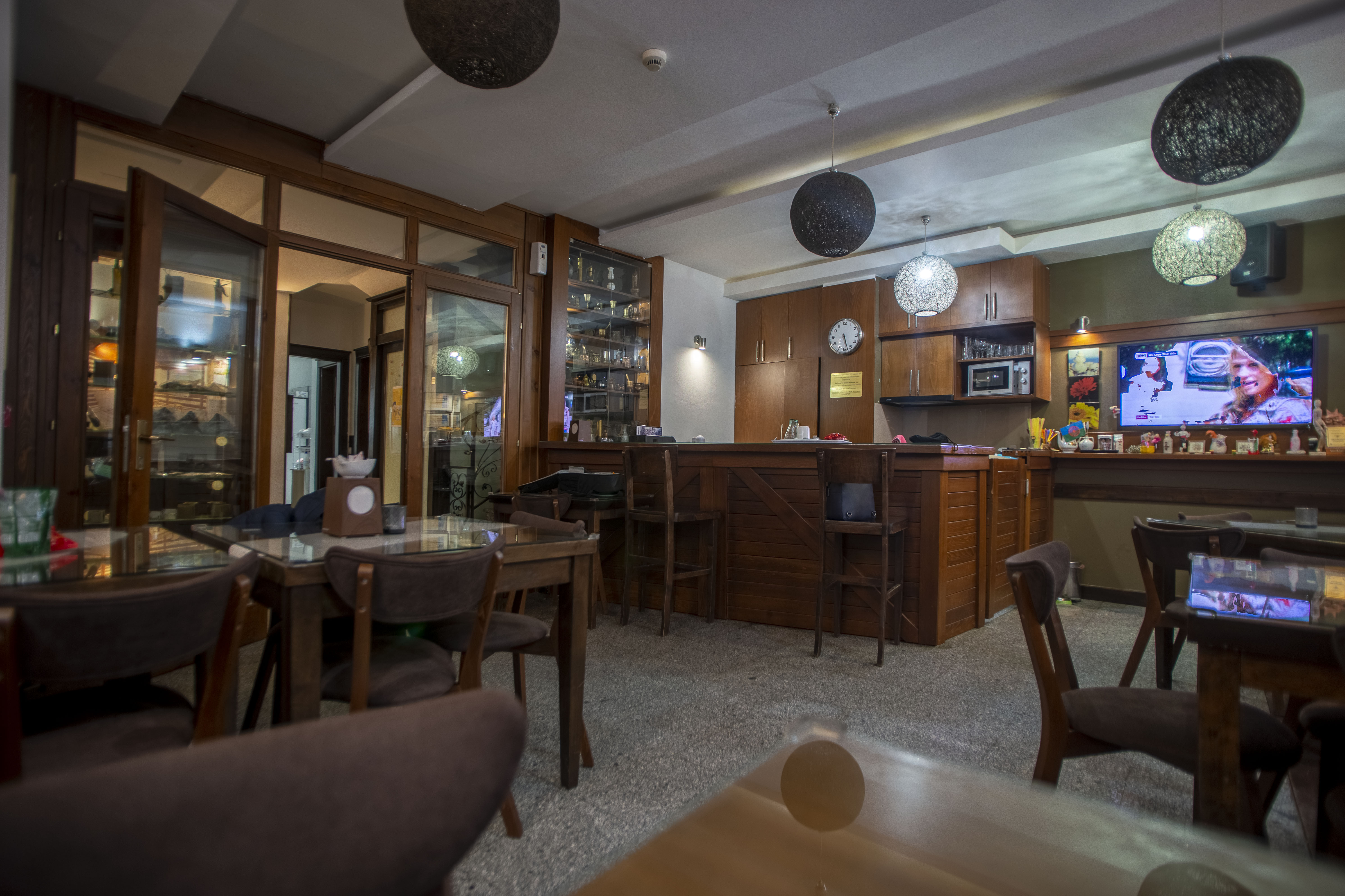 Hotel Theatar bar.jpg