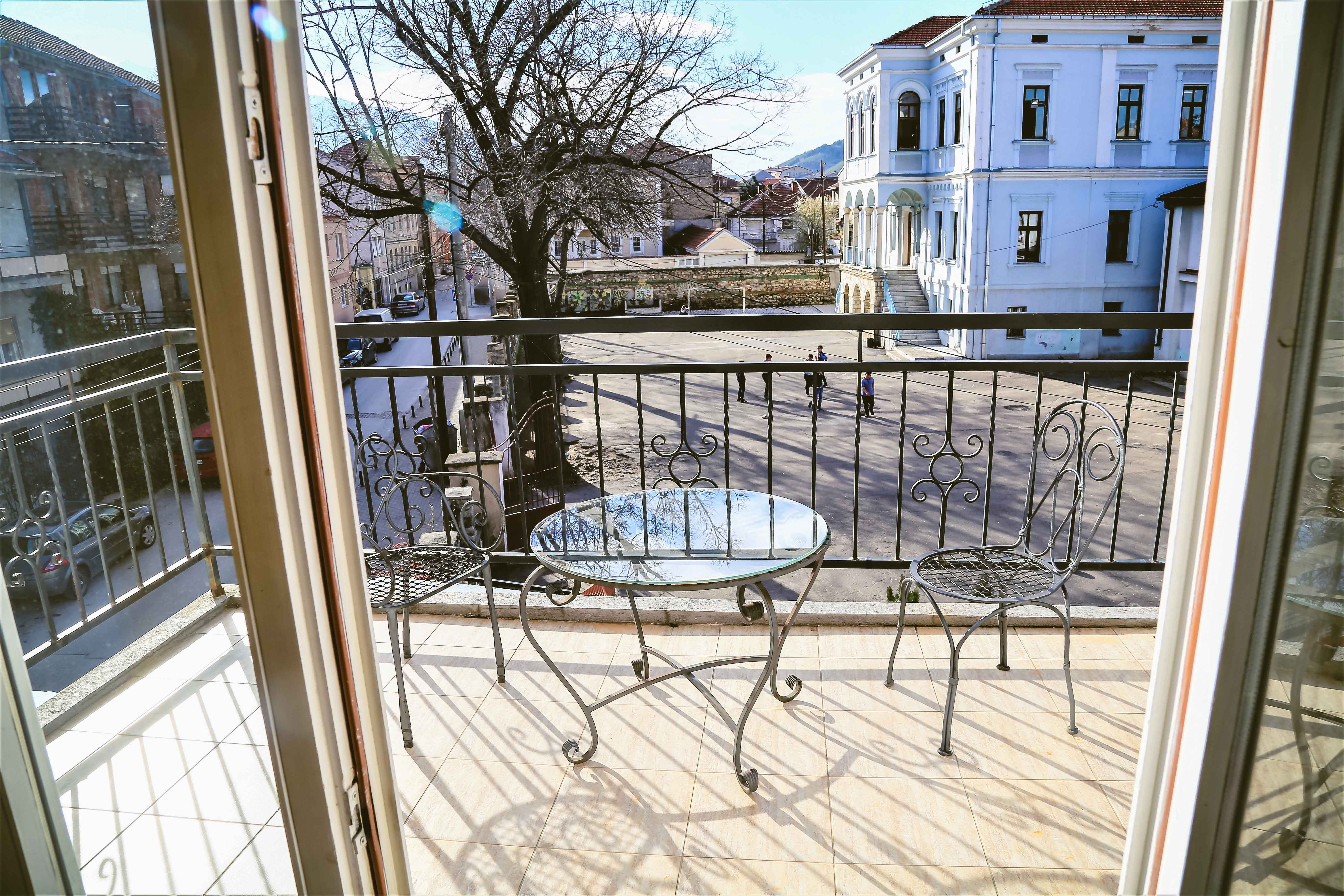 Hotel Ambasador balkon.jpg