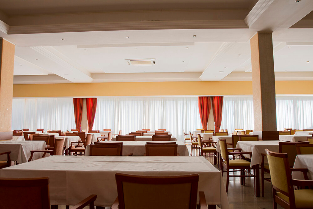Hotel Pula restoran.jpg
