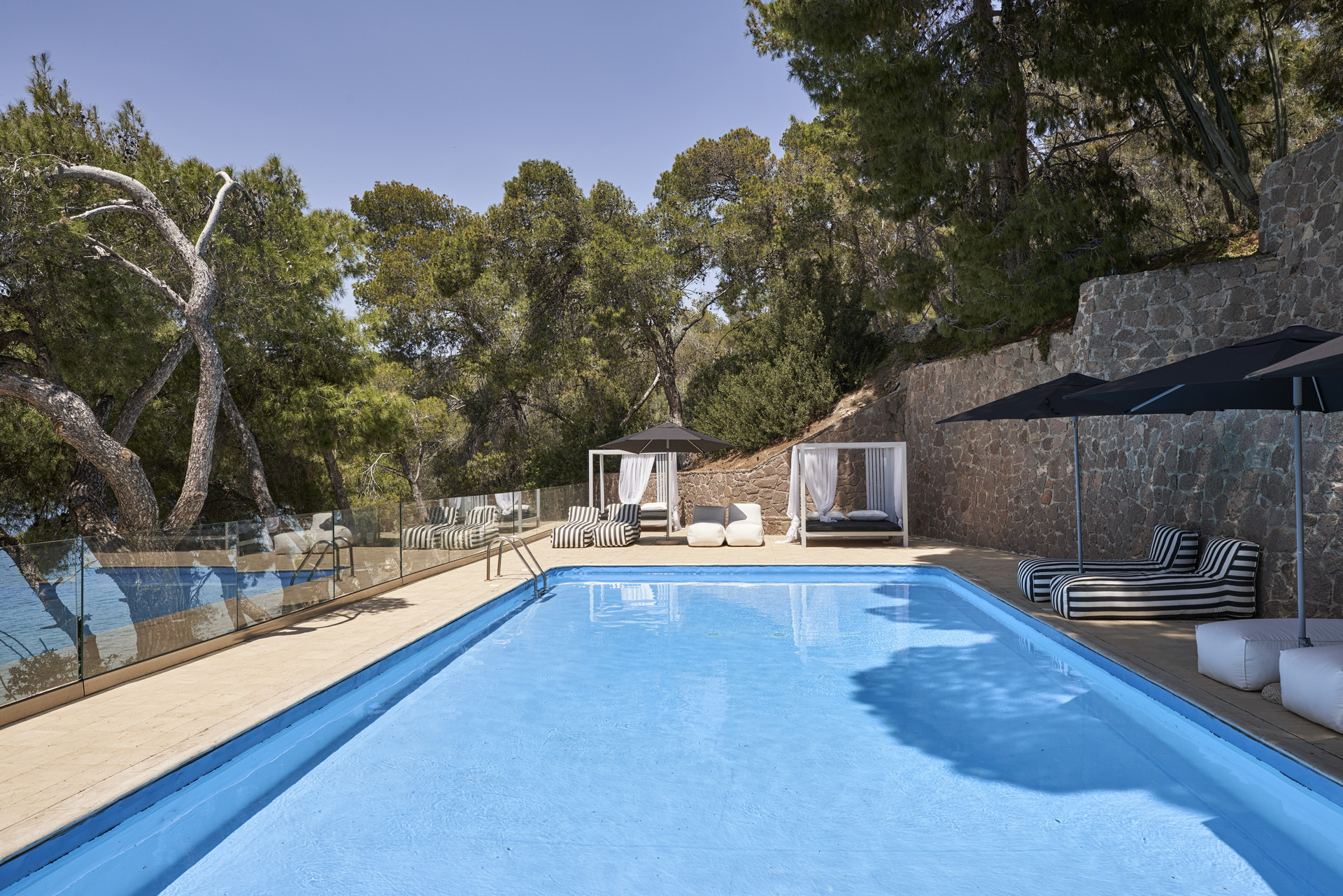 Hotel Xenia Poros Image-Bazen.jpg
