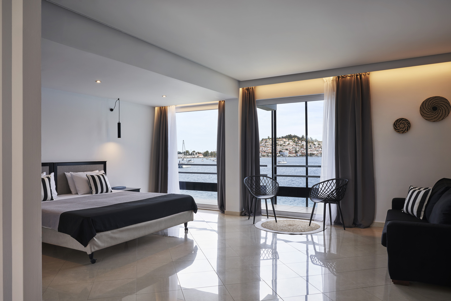 Hotel Xenia Poros Image-Master suite.jpg