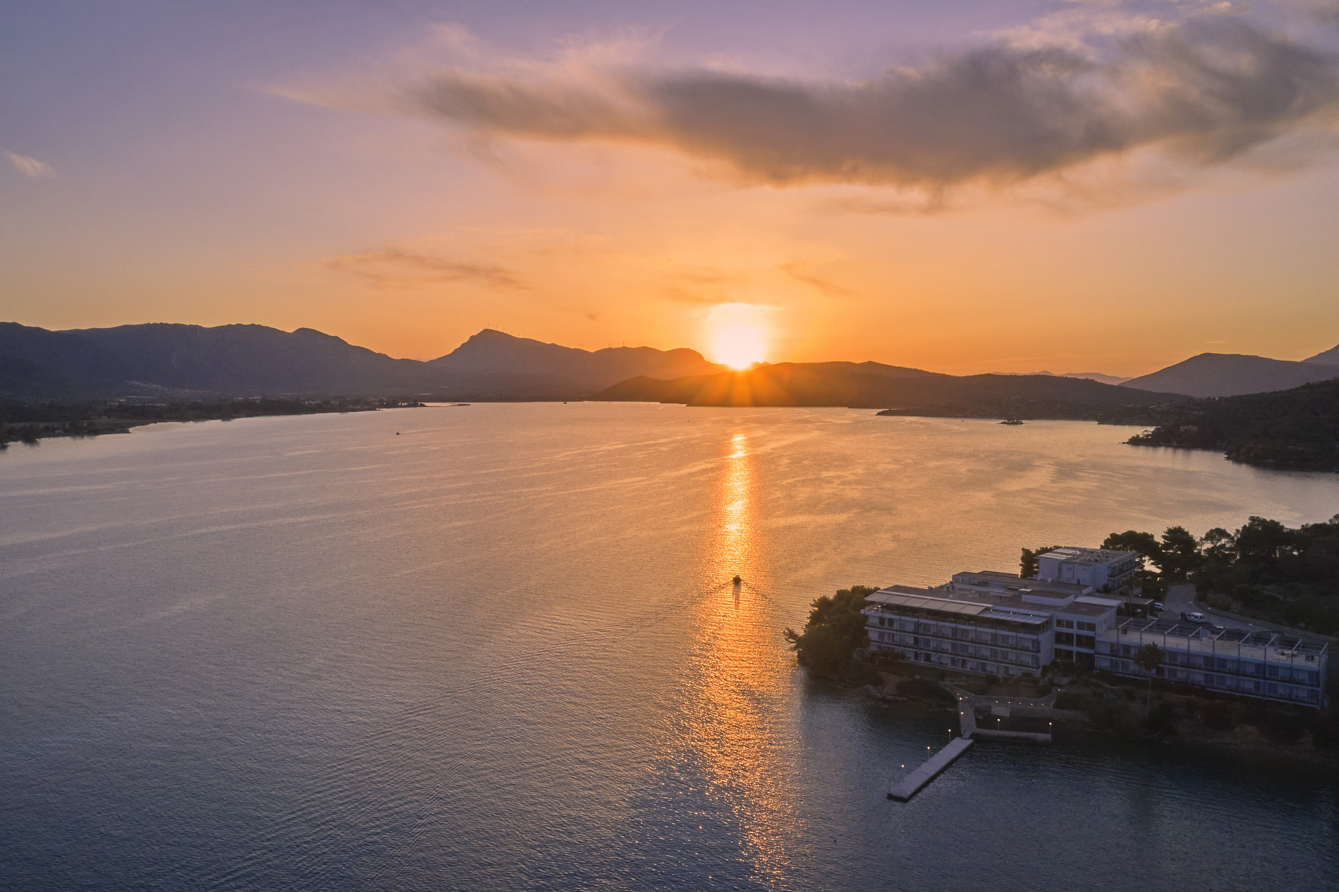 Hotel Xenia Poros Image-Panorama hotela.jpg