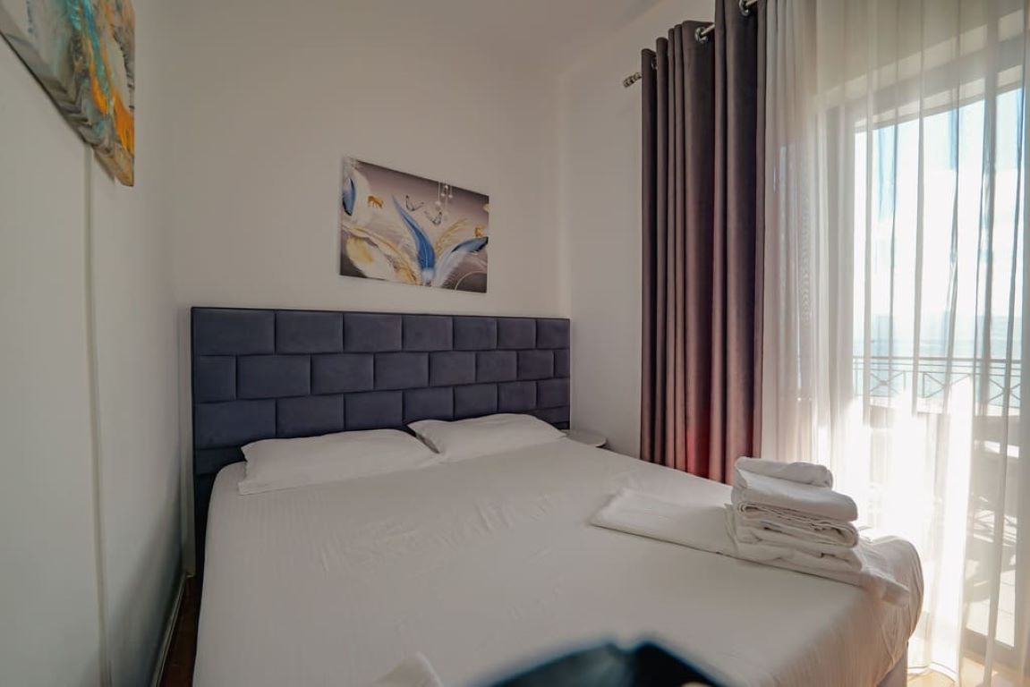 Summer Hotel-Standardna soba.jpg