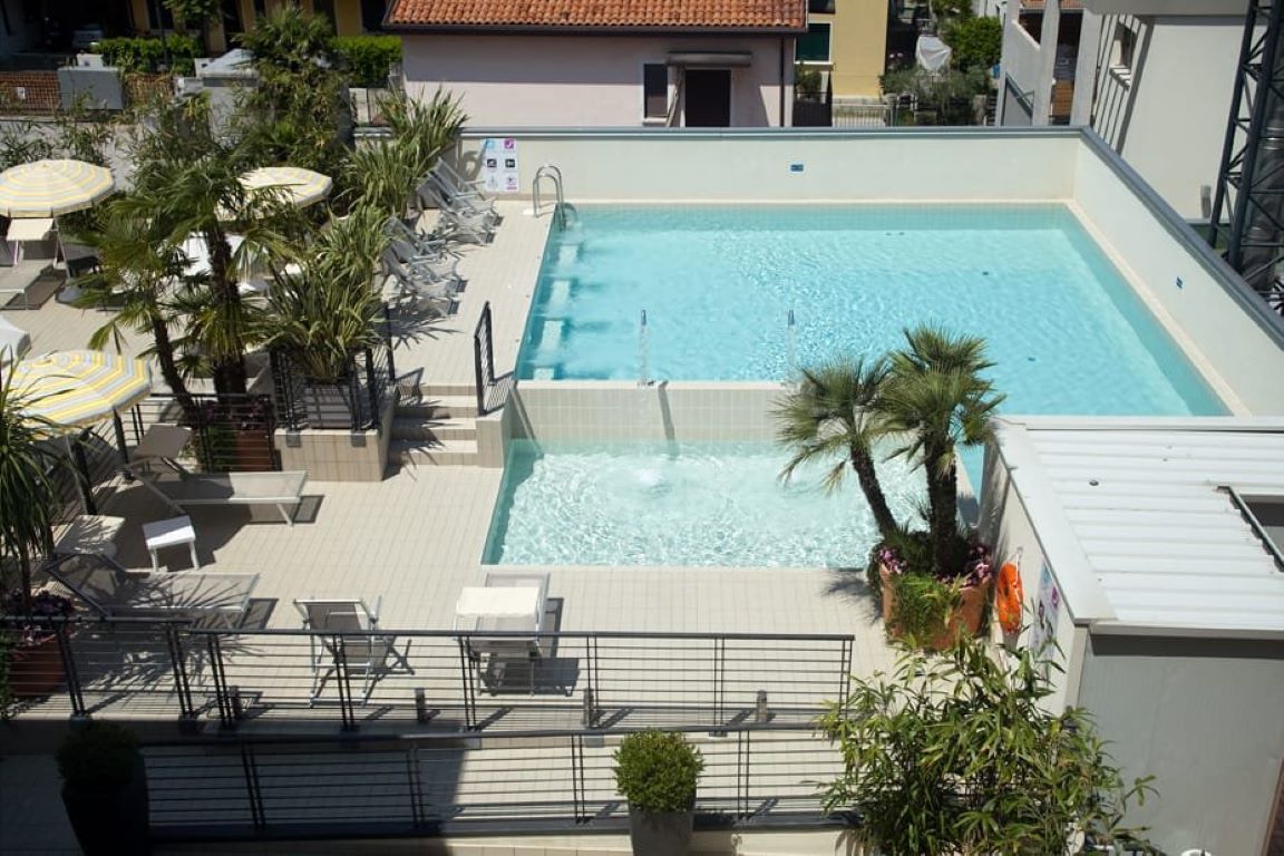 Eden Hotel-Bazen.jpg