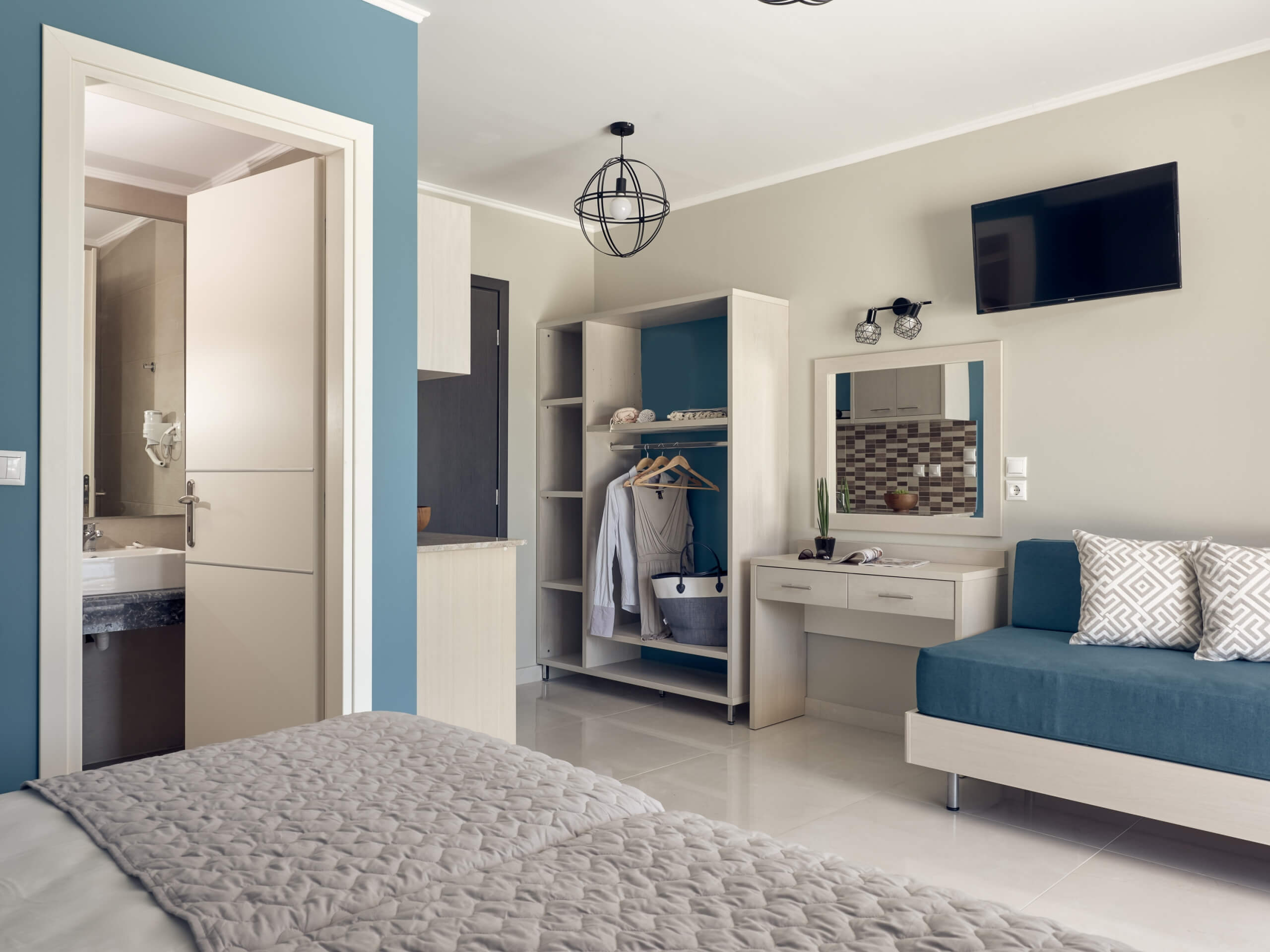 Letsos Hotel-Studio.jpg