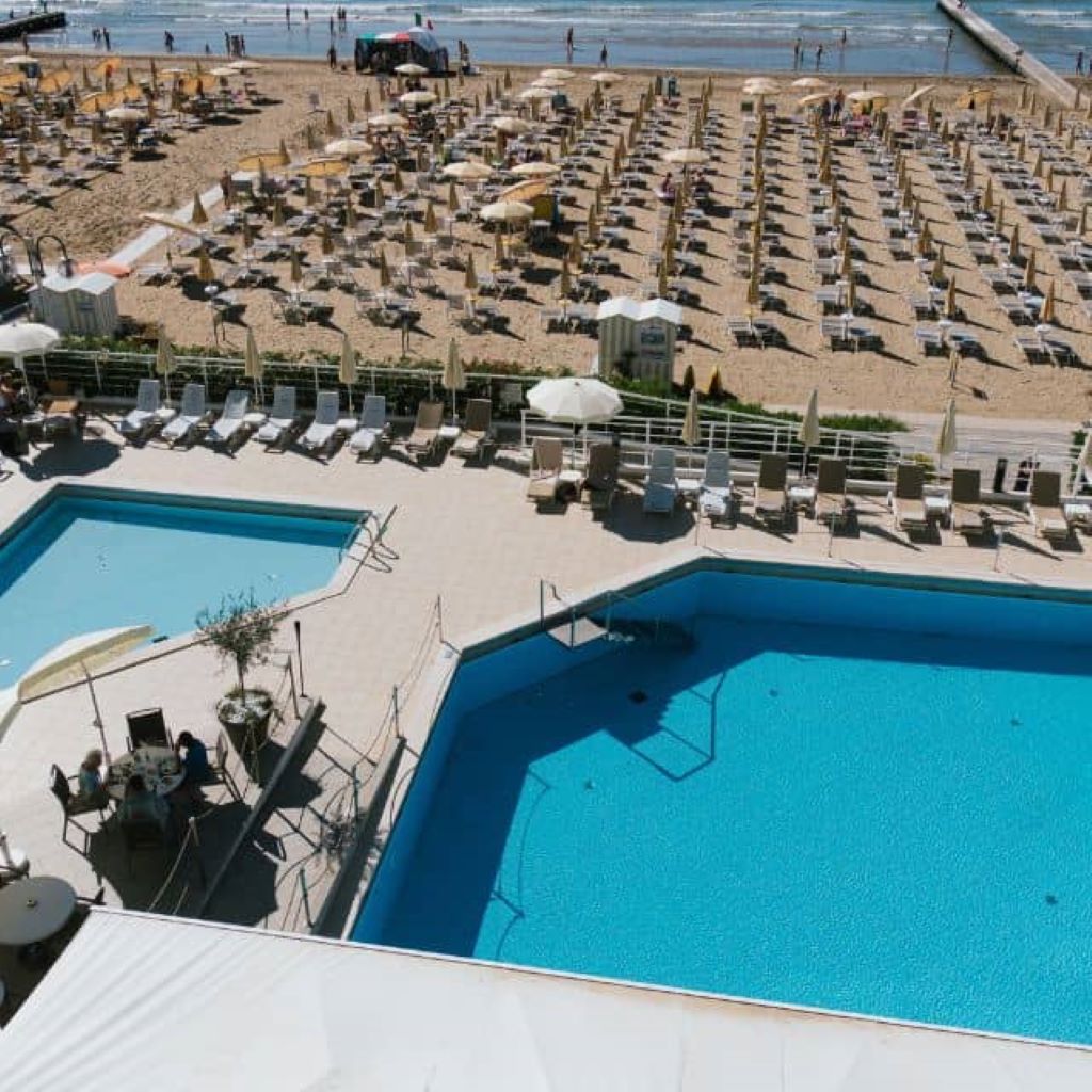 Bristol Hotel-Bazeni.jpg