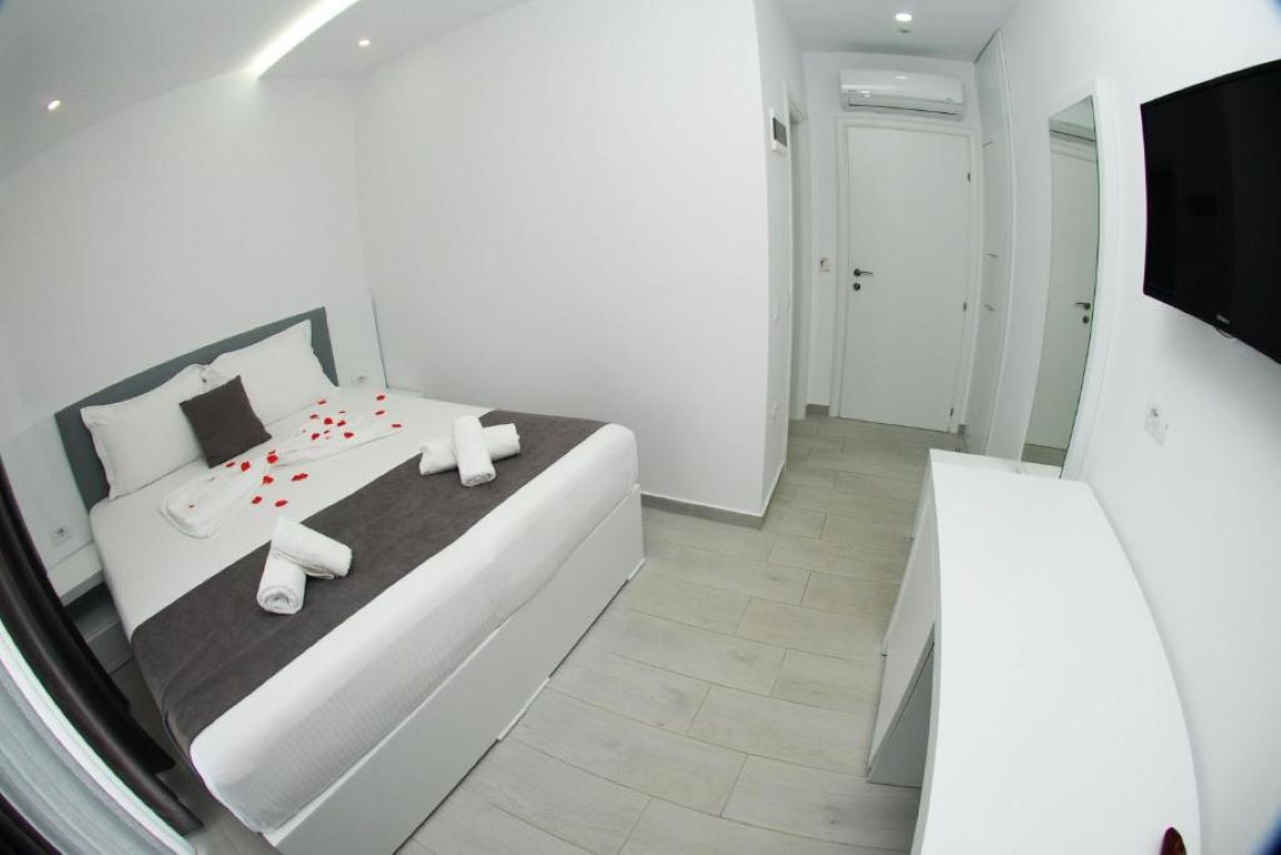 Vila Era Beach-Deluxe soba.jpg