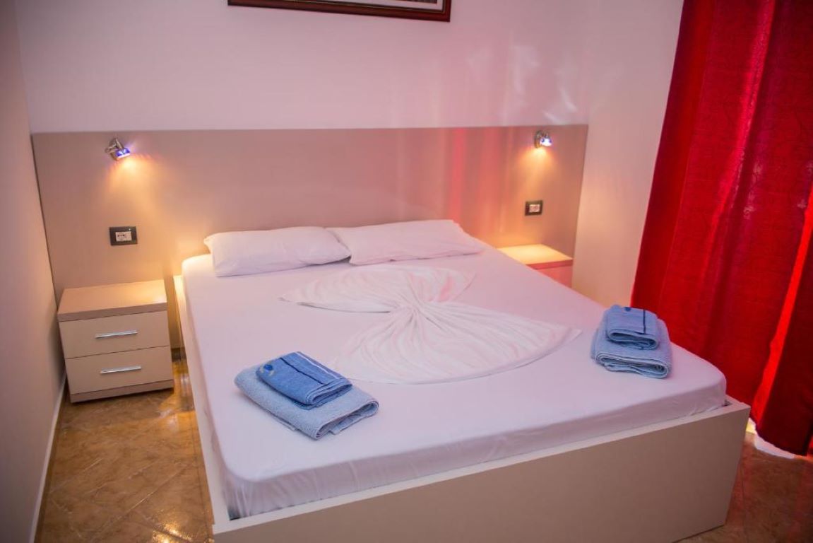 Hotel Mucobega-Standardna soba.jpg