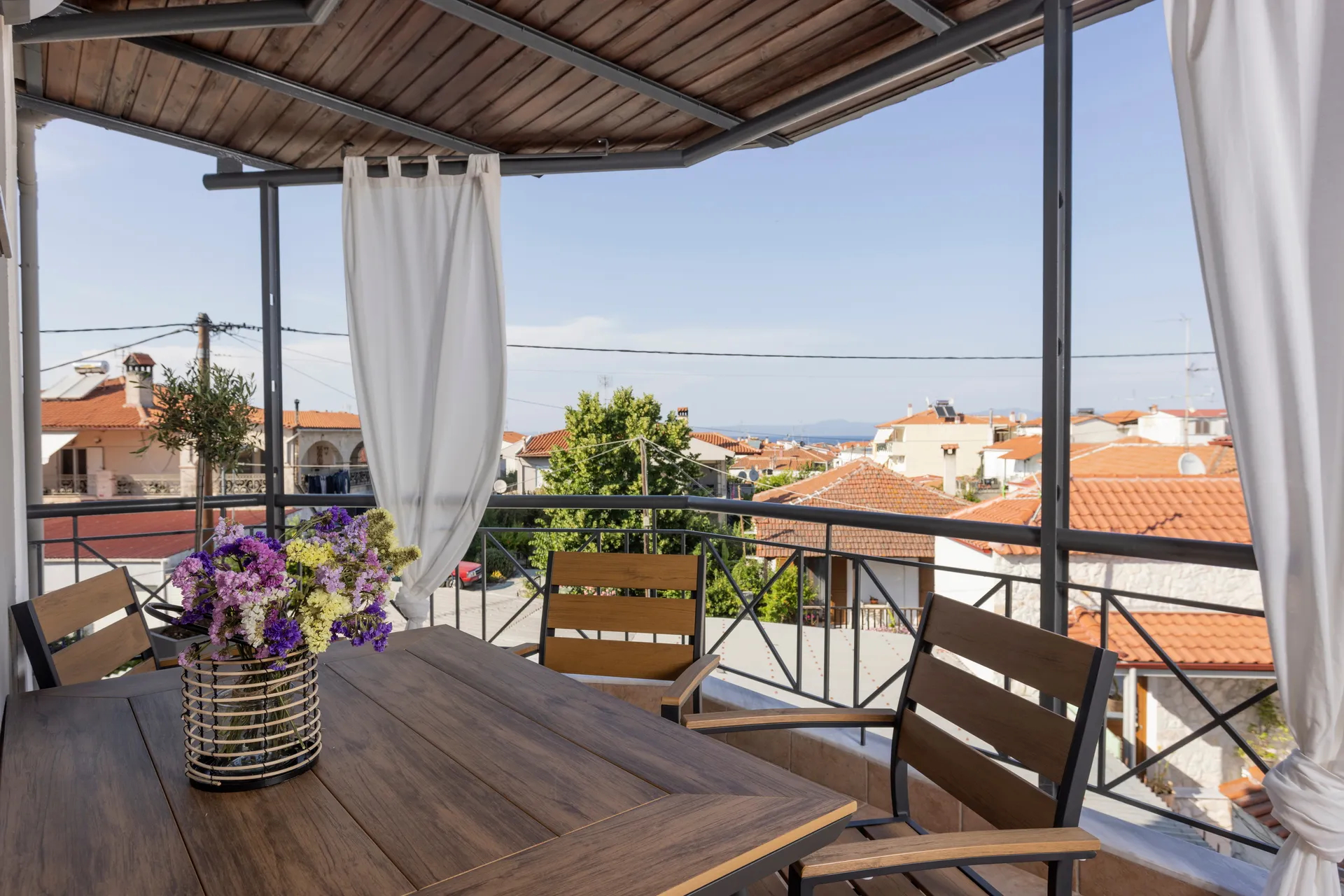 Noemie Premium Holiday Apartments balkon.jpg