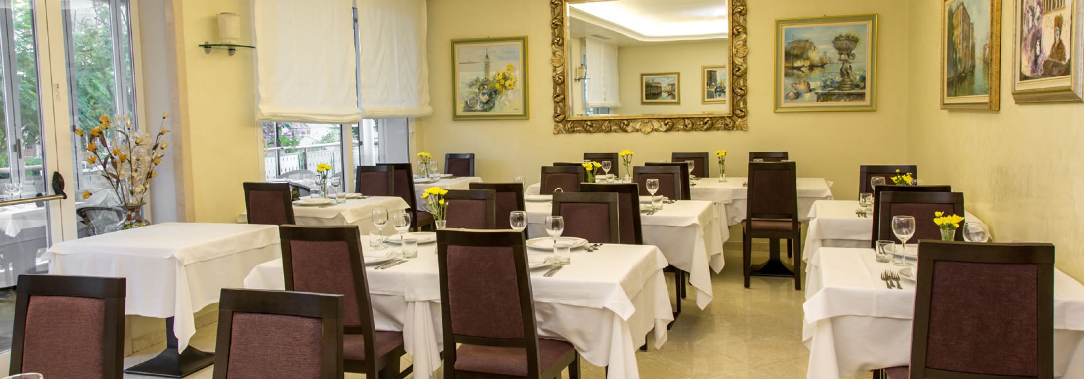 Hotel Helios-Restoran.jpg