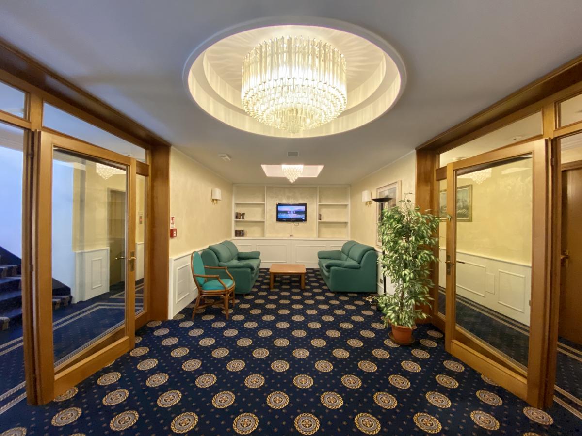 Florida Hotel-Lobby.jpeg