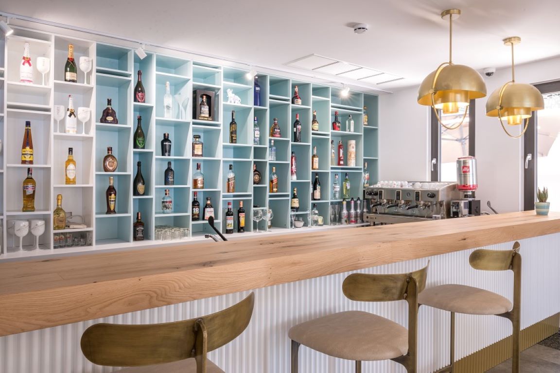 Glow Boutique Hotel & Suites-Bar.jpg