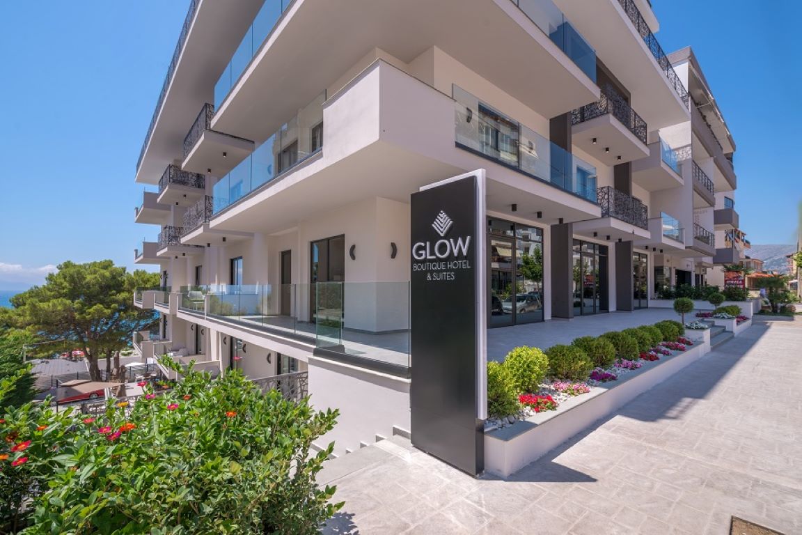 Glow Boutique Hotel & Suites-Ulaz u hotel.jpg