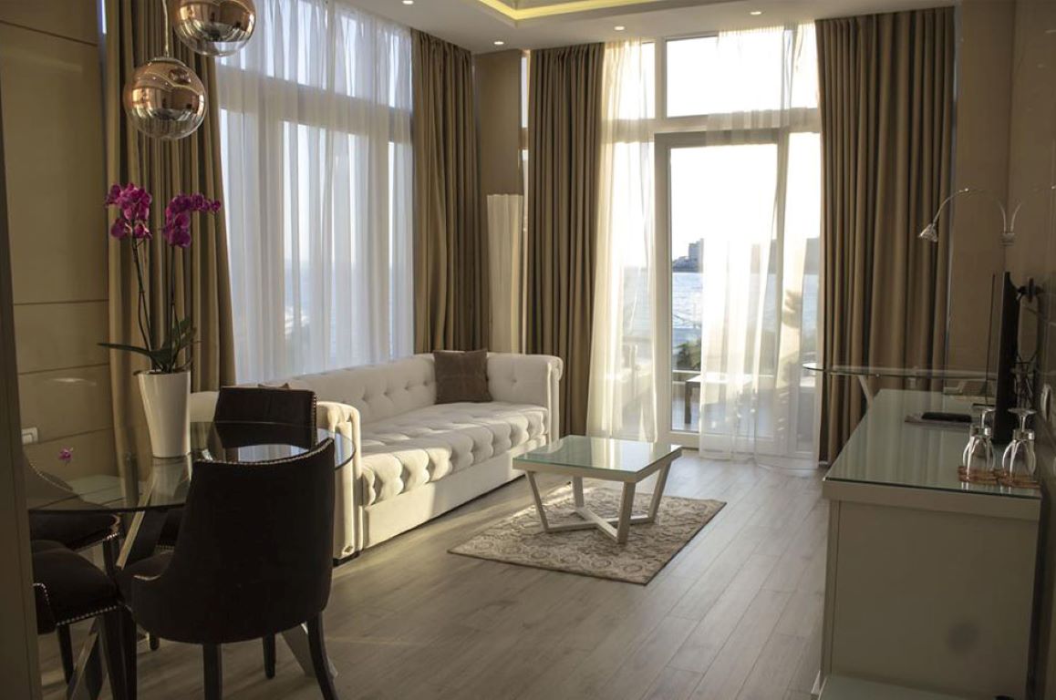 Hotel Demi-Superior suite.jpg