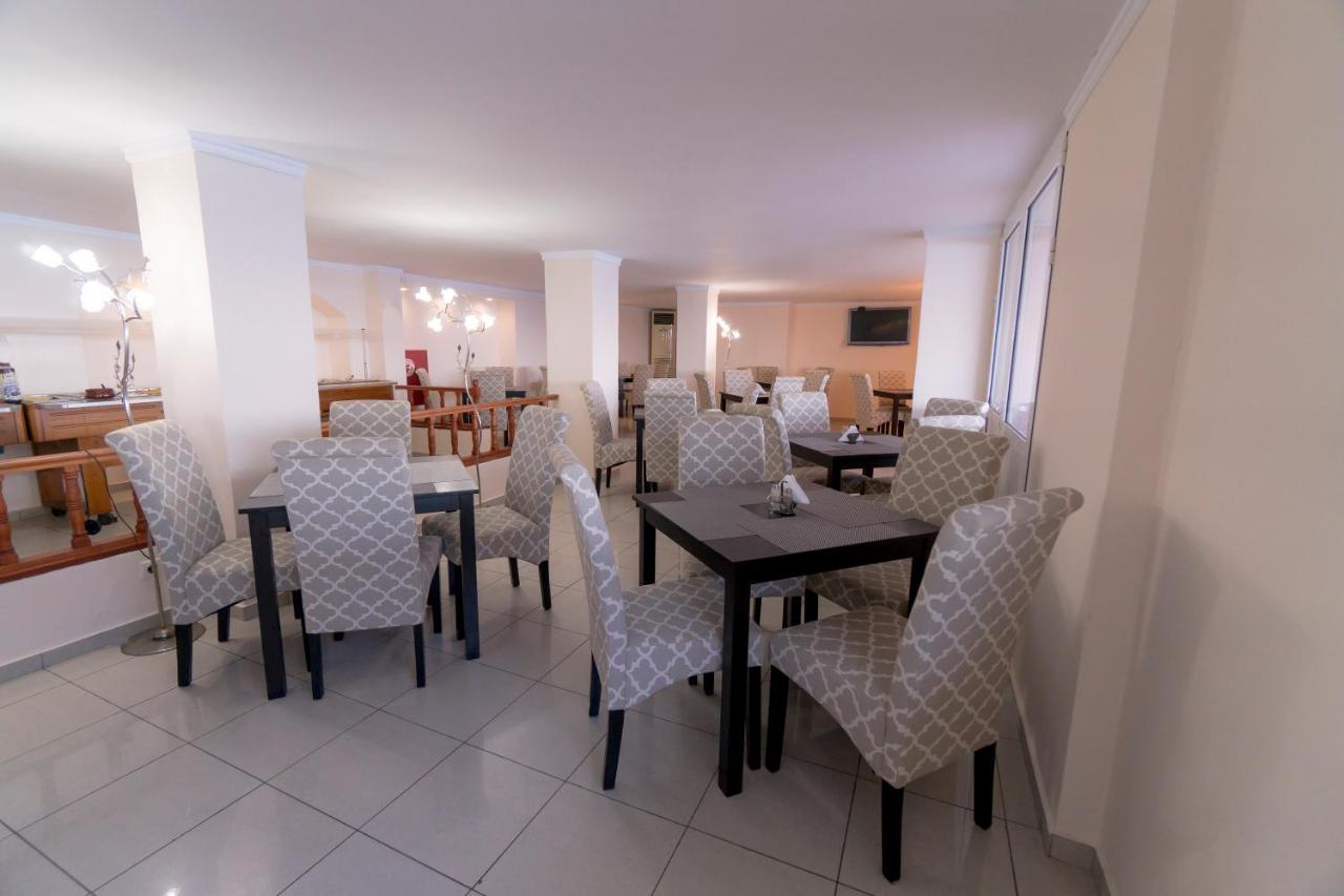 Corfu-Maris-hotel-restoran.jpg