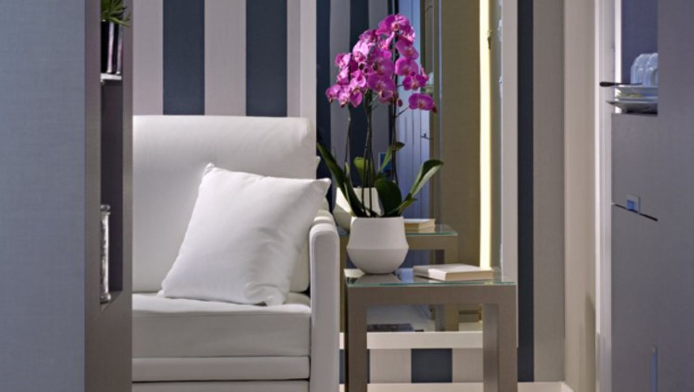 Hotel Orient & Pacific-Family deluxe suite.jpg