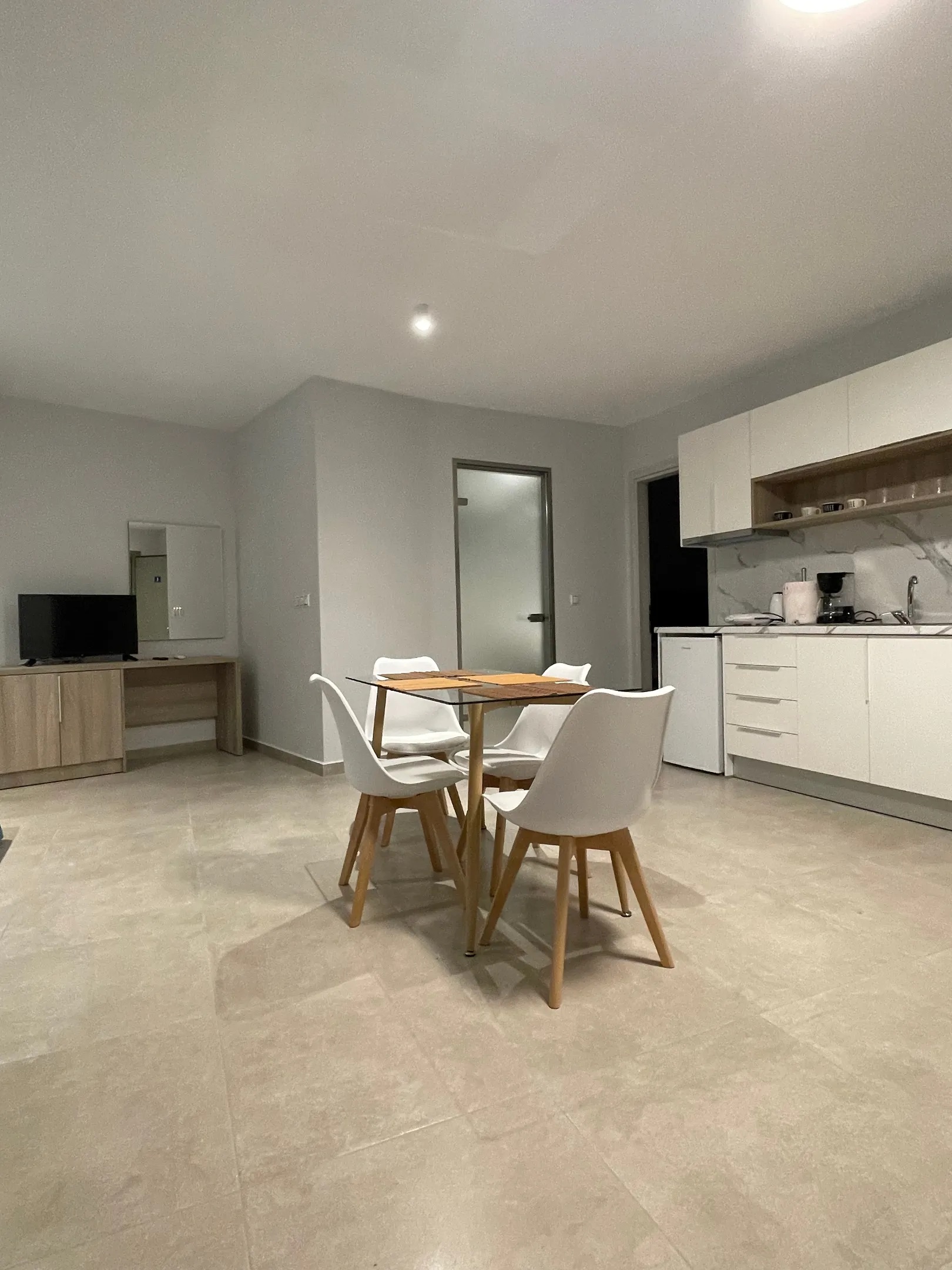 Anax Apartments Parga-Room 4.jpg