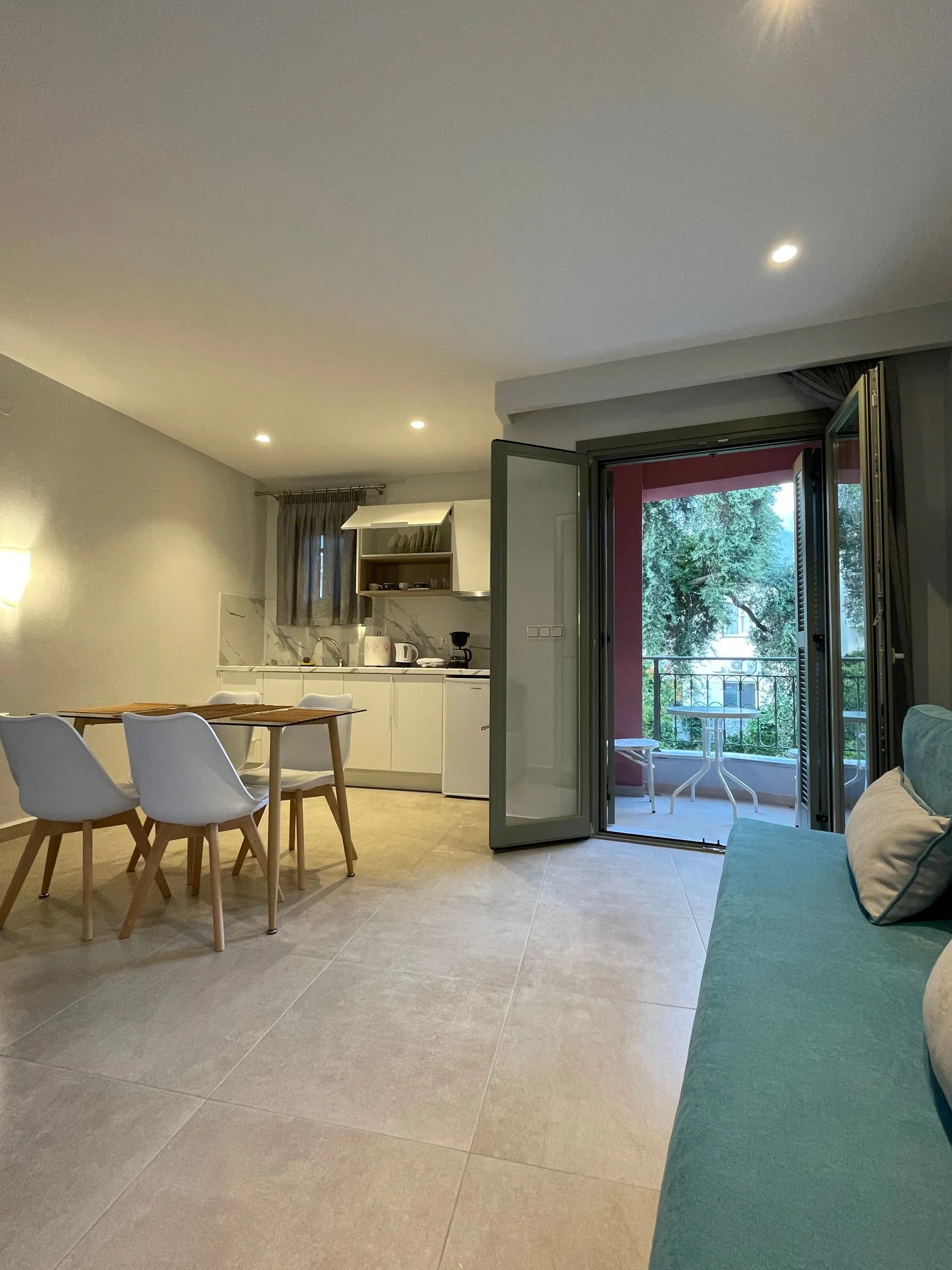 Anax Apartments Parga-Room 5.jpg