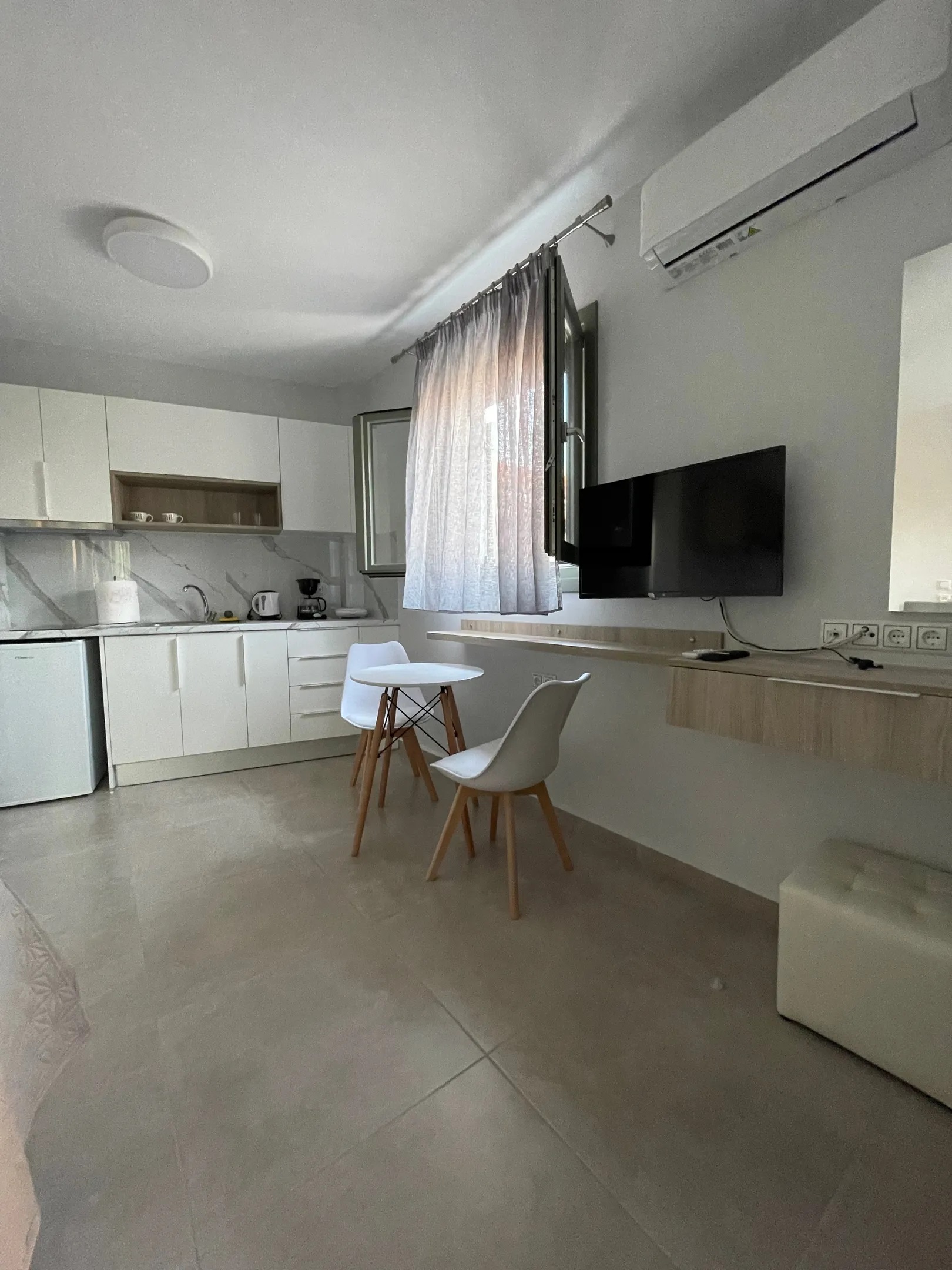 Anax Apartments Parga-Room 6.jpg