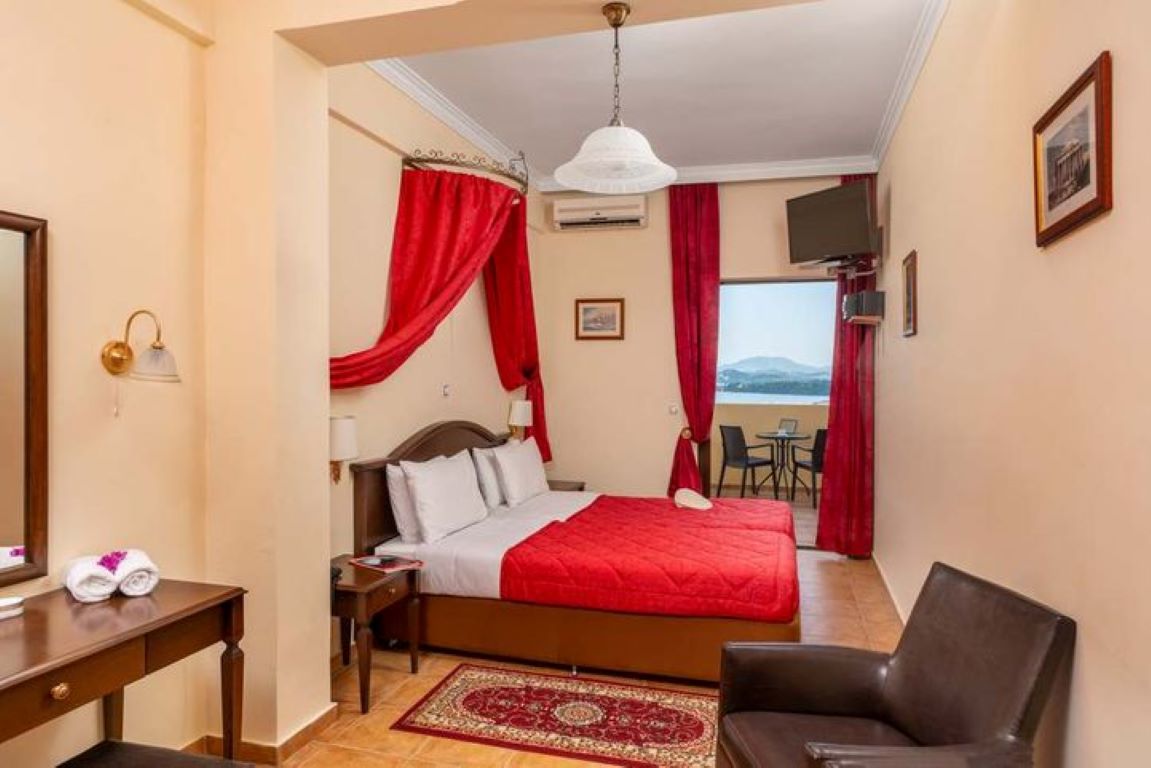 Corfu Secret Hotel-Deluxe soba.jpg