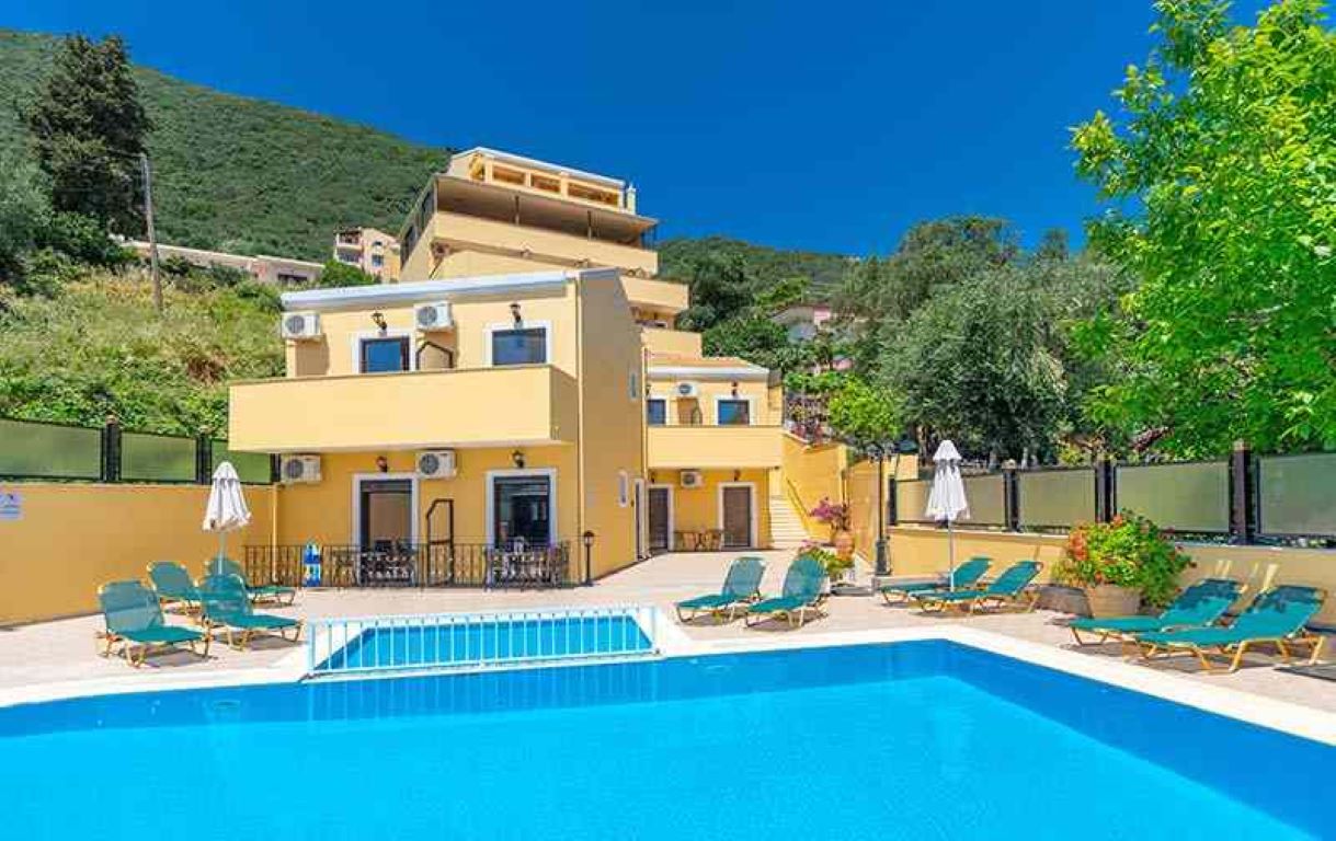 Corfu Secret Hotel-Zgrada hotela.jpg